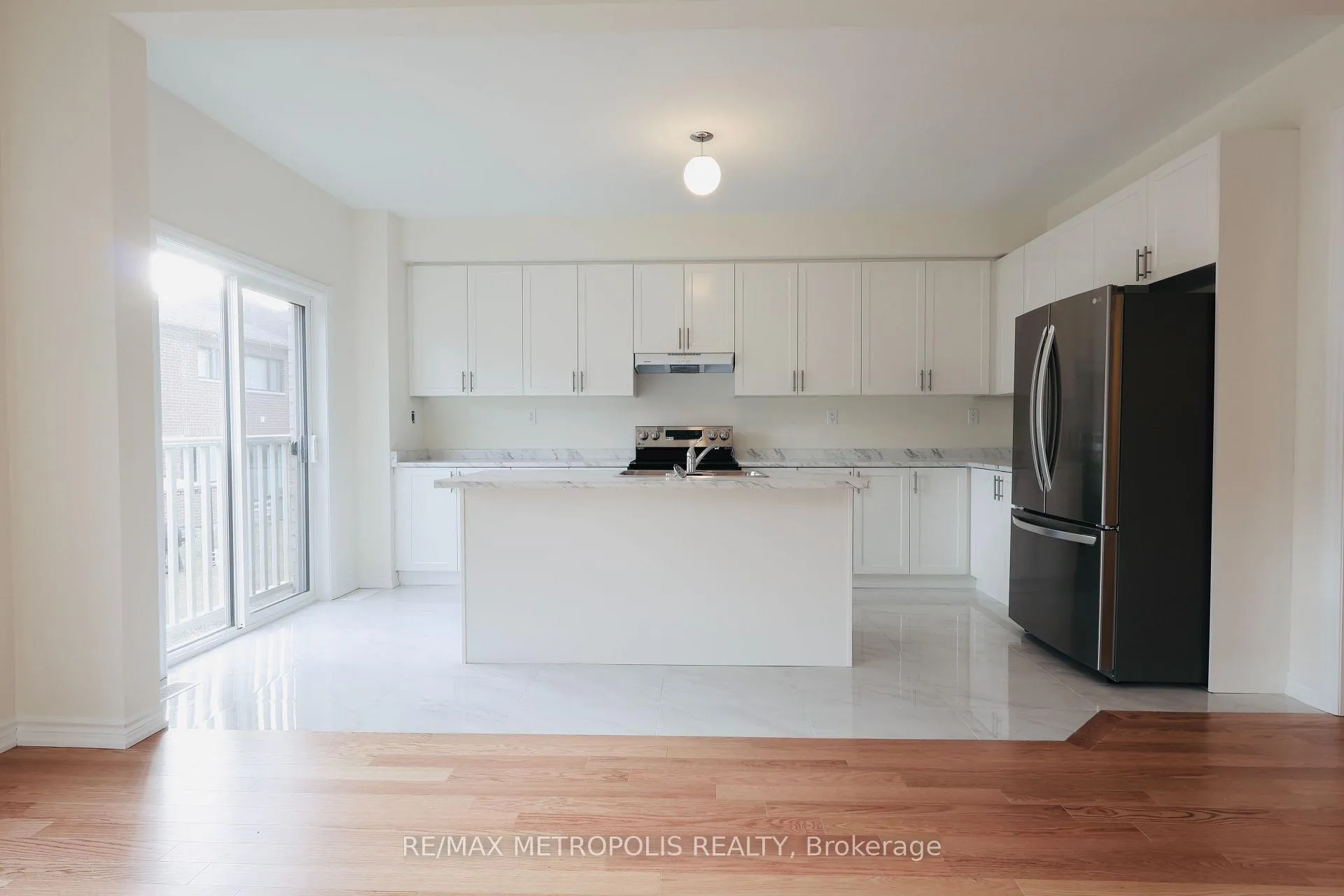 Photo 5 of 1163 Azalea Avenue, Pickering, Rural Pickering — HOMEH
