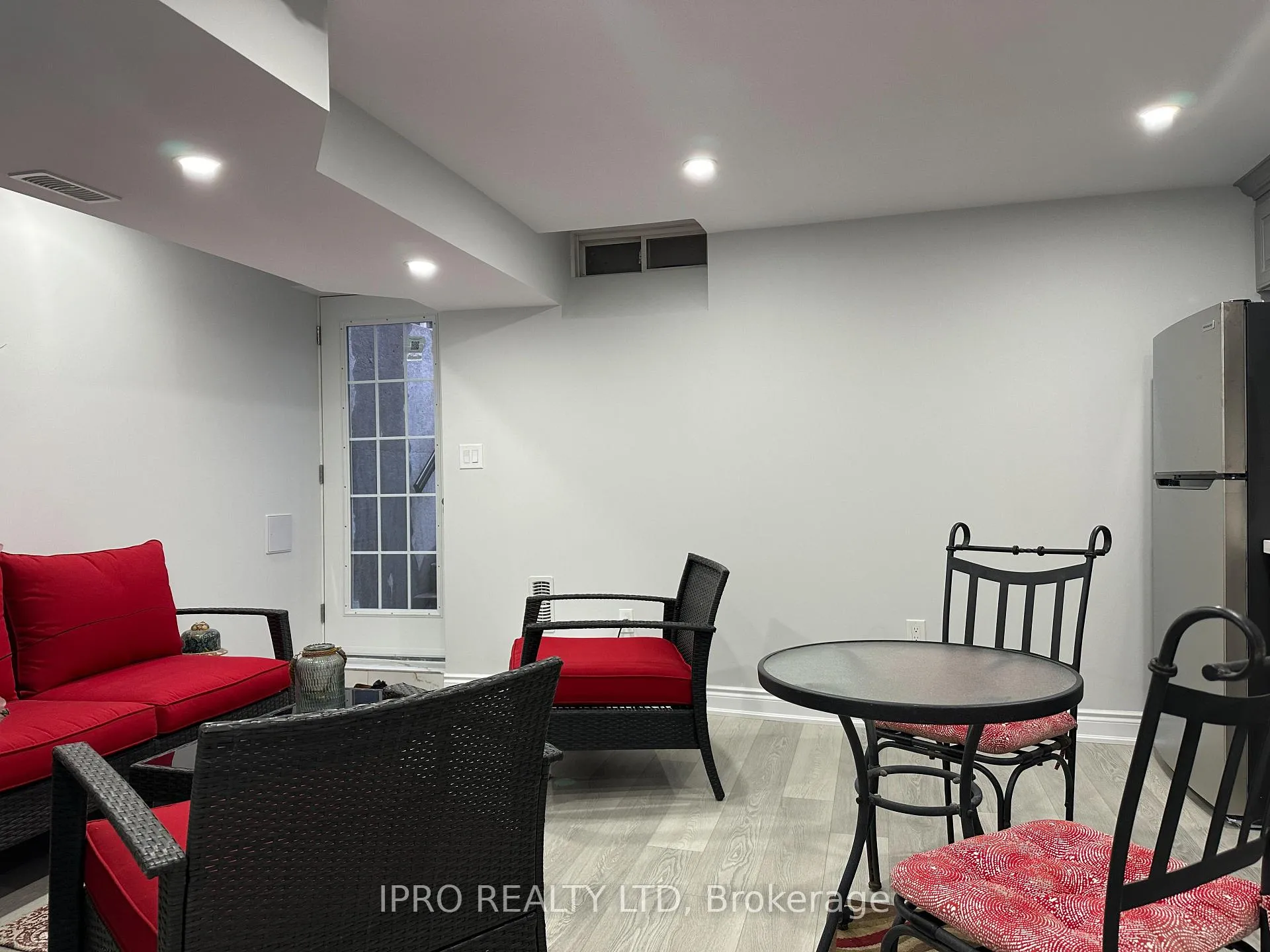 Photo 3 of Unit bsmt, 34 Nathaniel Crescent, Brampton, Bram West — HOMEH