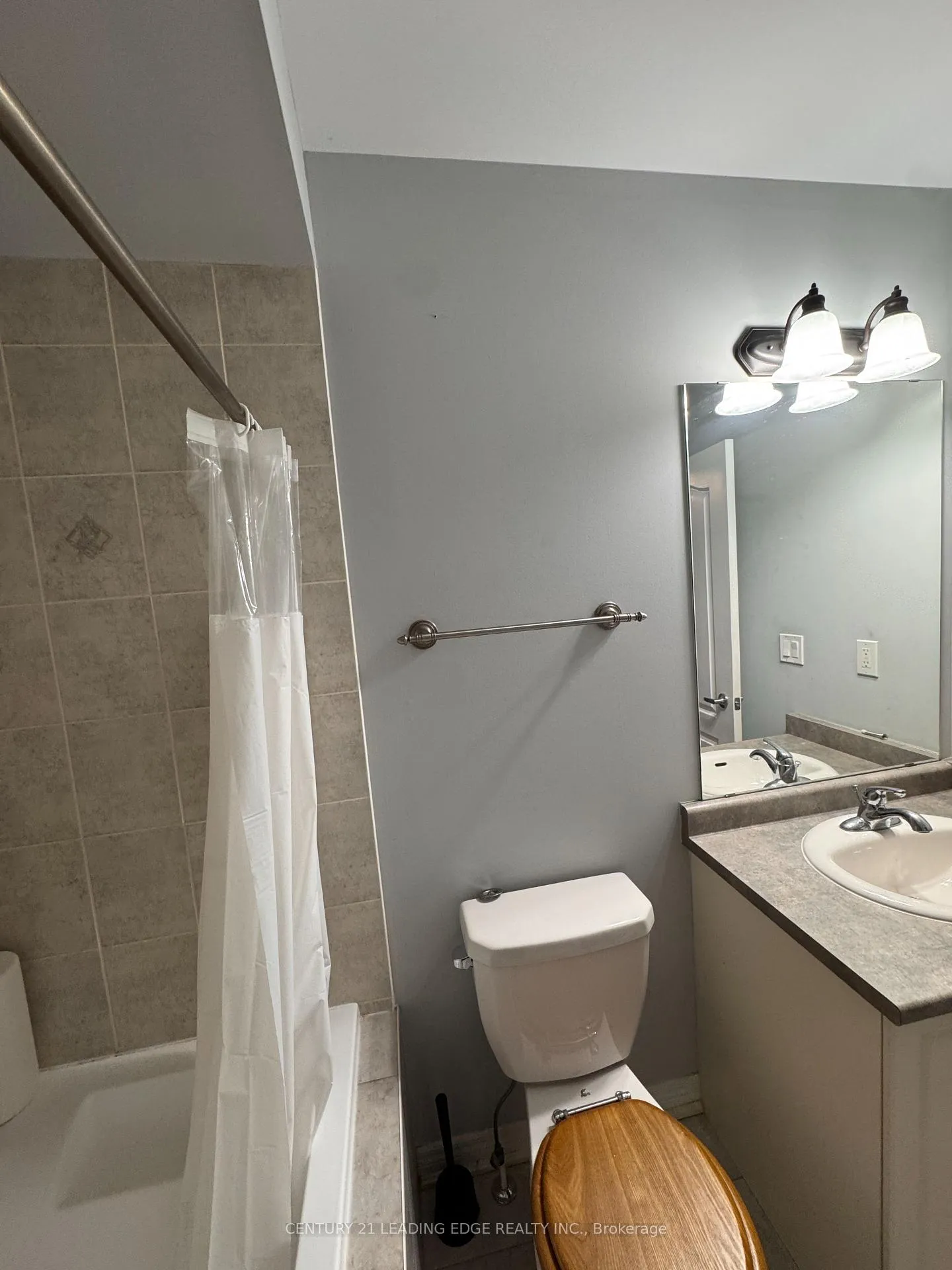 Photo 16 of 10 Tufo Avenue, Markham, Victoria Square — HOMEH