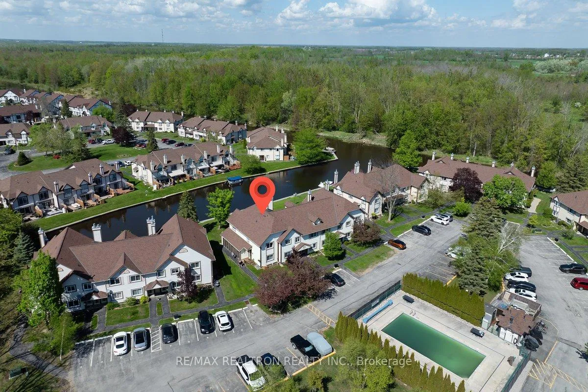 Photo 2 of Unit 9, 11 Laguna Parkway, Ramara, Brechin — HOMEH