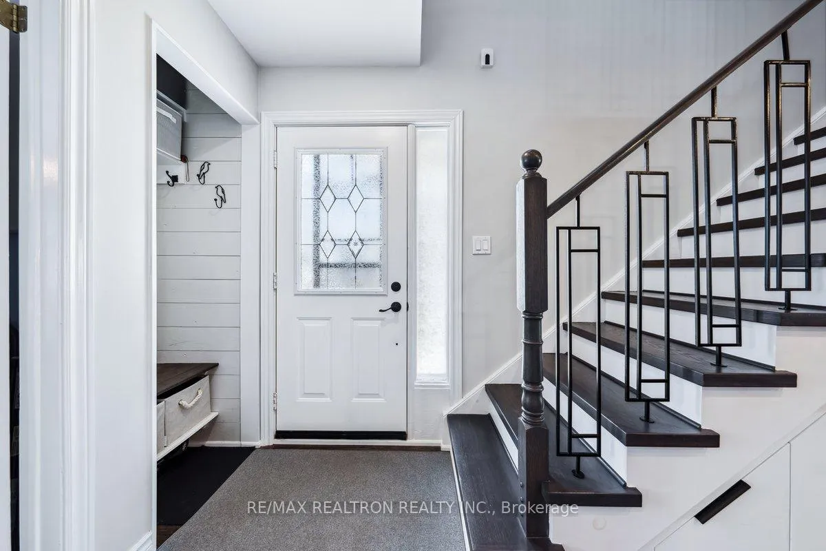 Photo 5 of Unit 9, 11 Laguna Parkway, Ramara, Brechin — HOMEH