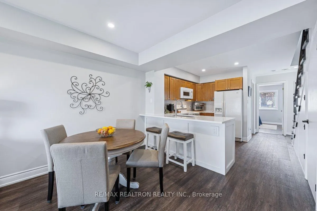 Photo 11 of Unit 9, 11 Laguna Parkway, Ramara, Brechin — HOMEH