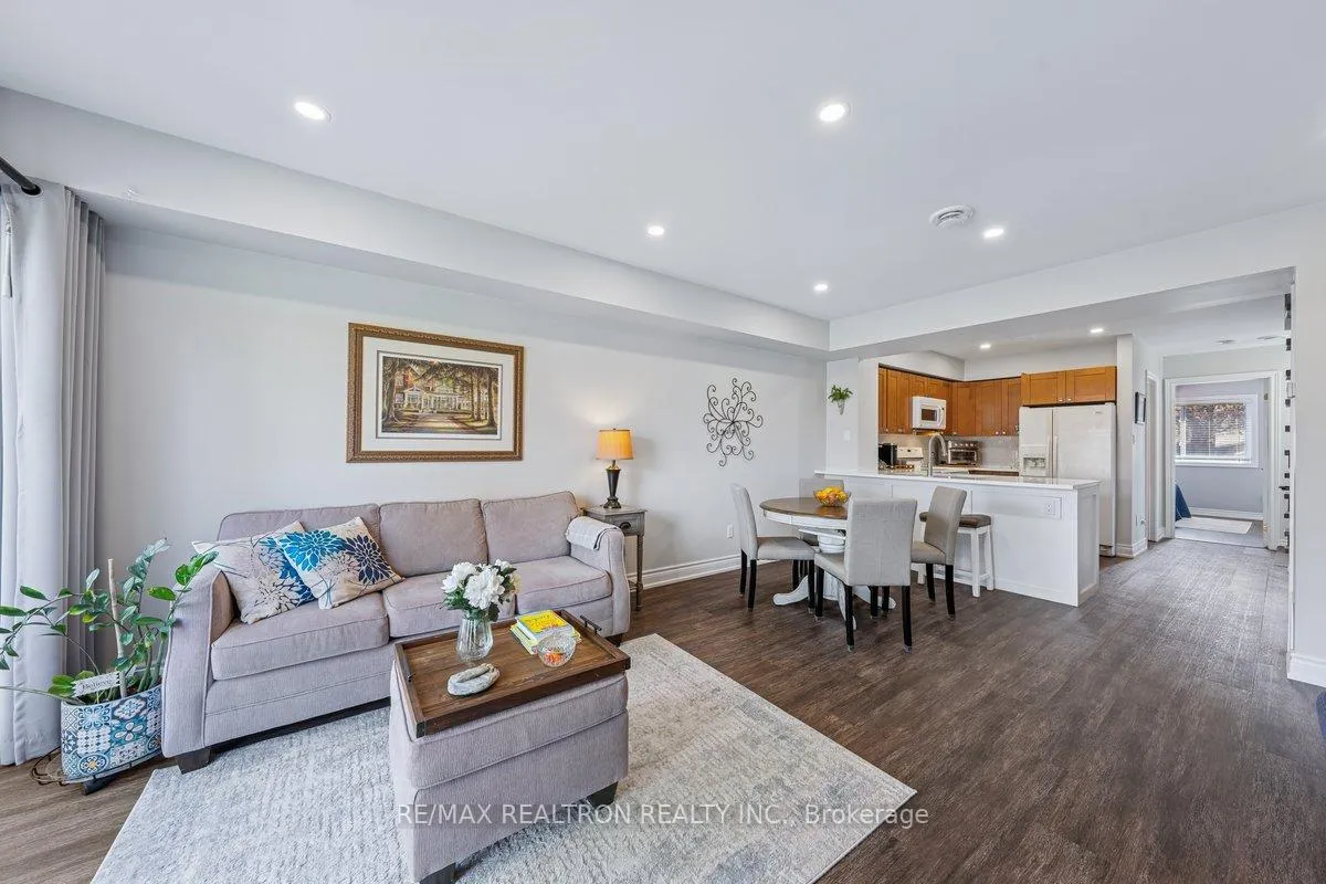 Photo 16 of Unit 9, 11 Laguna Parkway, Ramara, Brechin — HOMEH