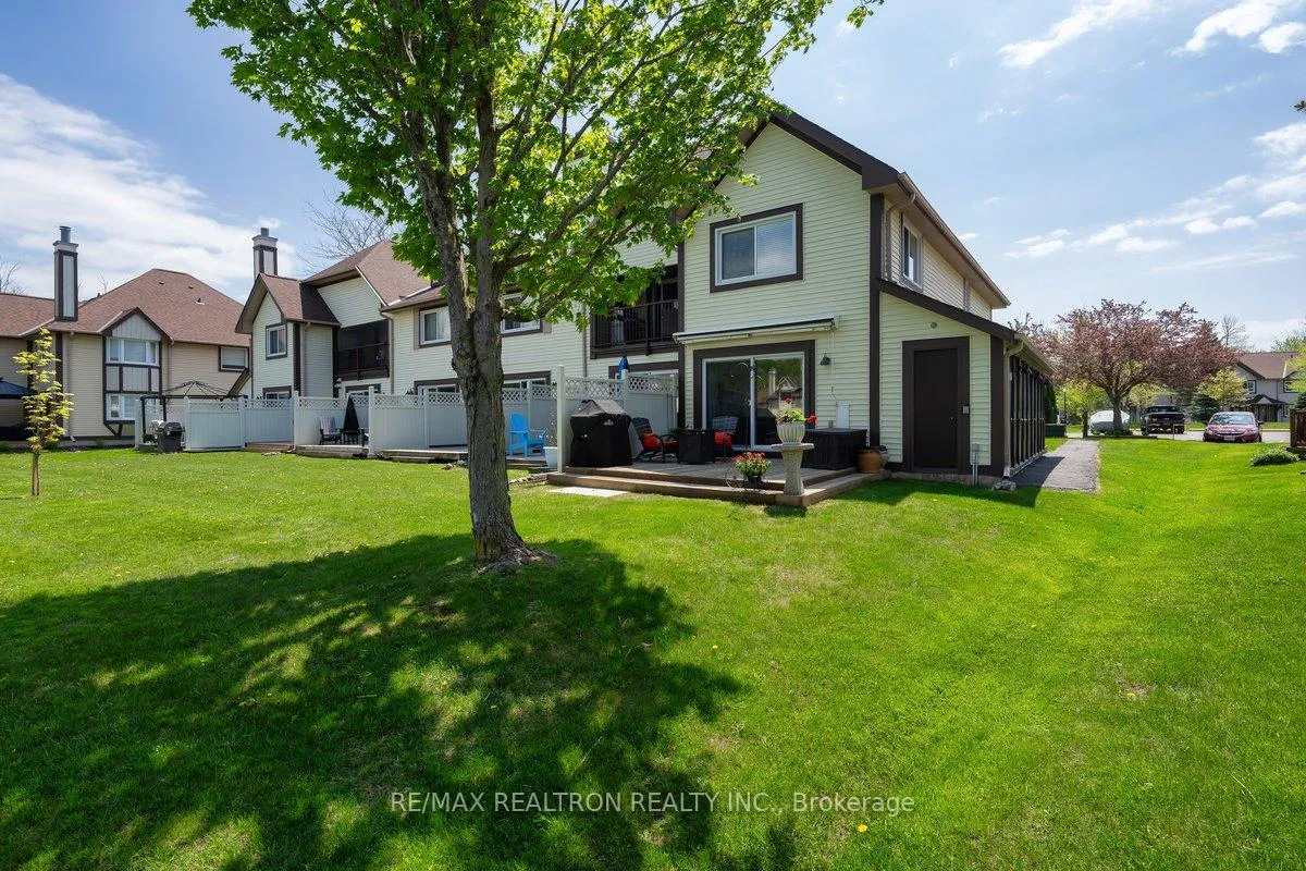 Photo 36 of Unit 9, 11 Laguna Parkway, Ramara, Brechin — HOMEH