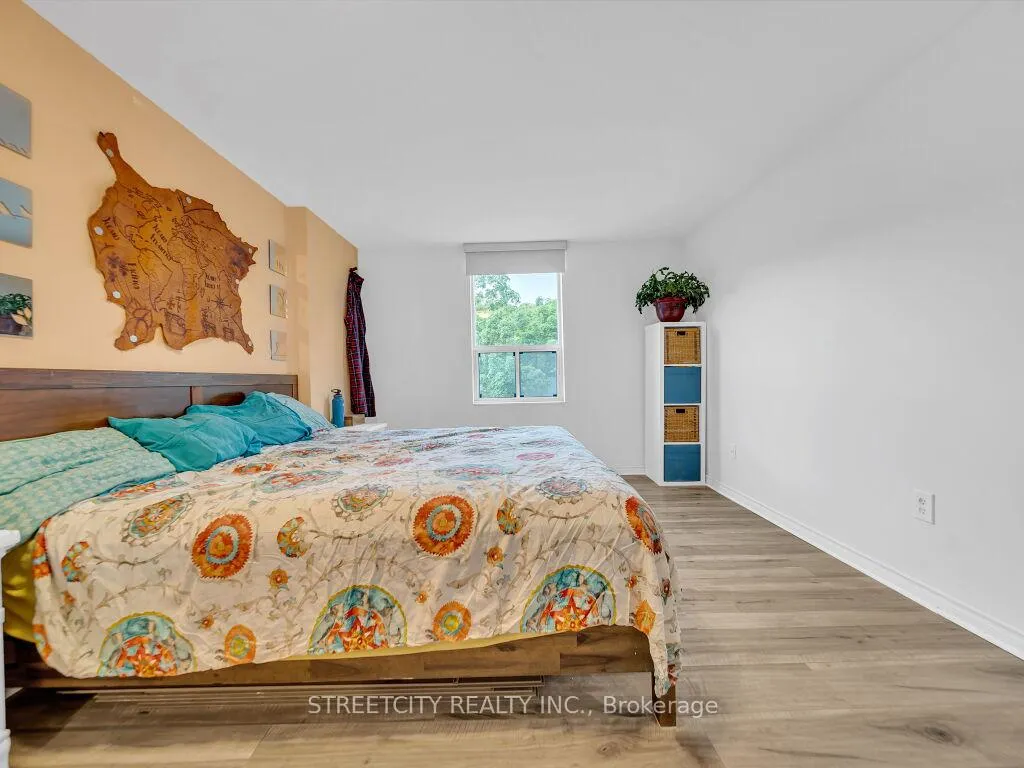 Photo 30 of Unit 814, 55 Green Valley Drive, Kitchener — HOMEH