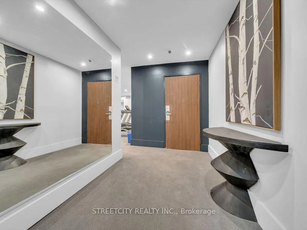 Photo 34 of Unit 814, 55 Green Valley Drive, Kitchener — HOMEH
