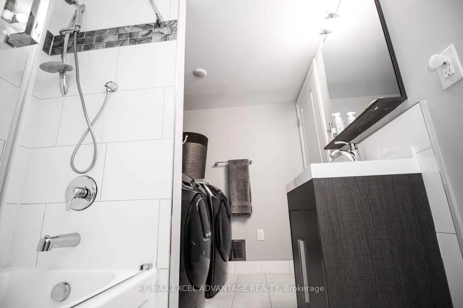Photo 9 of Unit Lower, 269 Surrey Drive, Oshawa, Eastdale — HOMEH