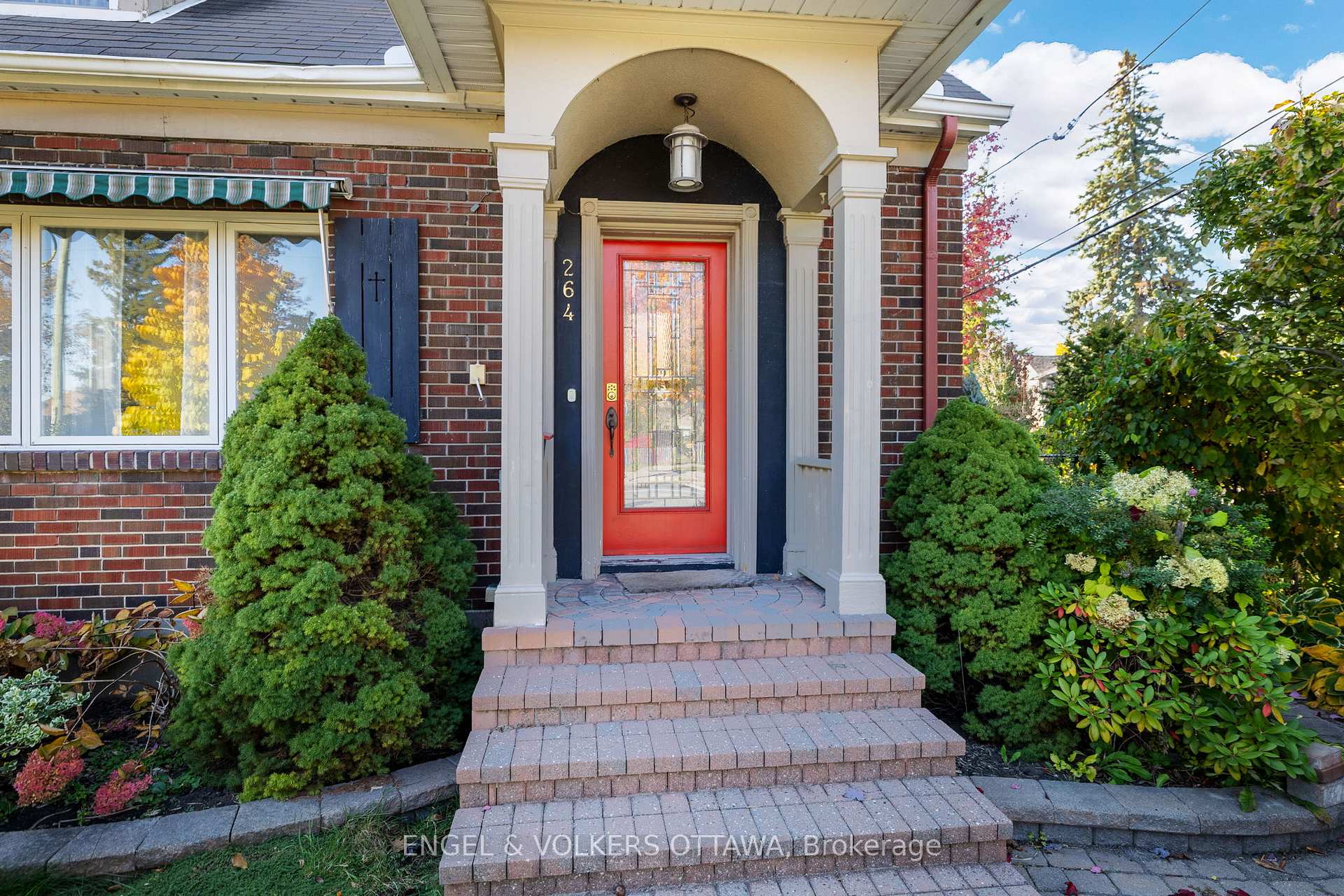 Photo 2 of 264 Main Street, Ottawa, Ottawa East — HOMEH