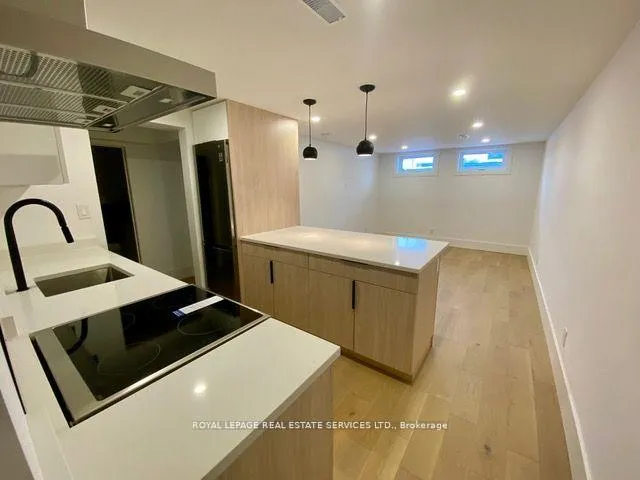Photo 9 of 3 Inwood Crescent, Kitchener — HOMEH