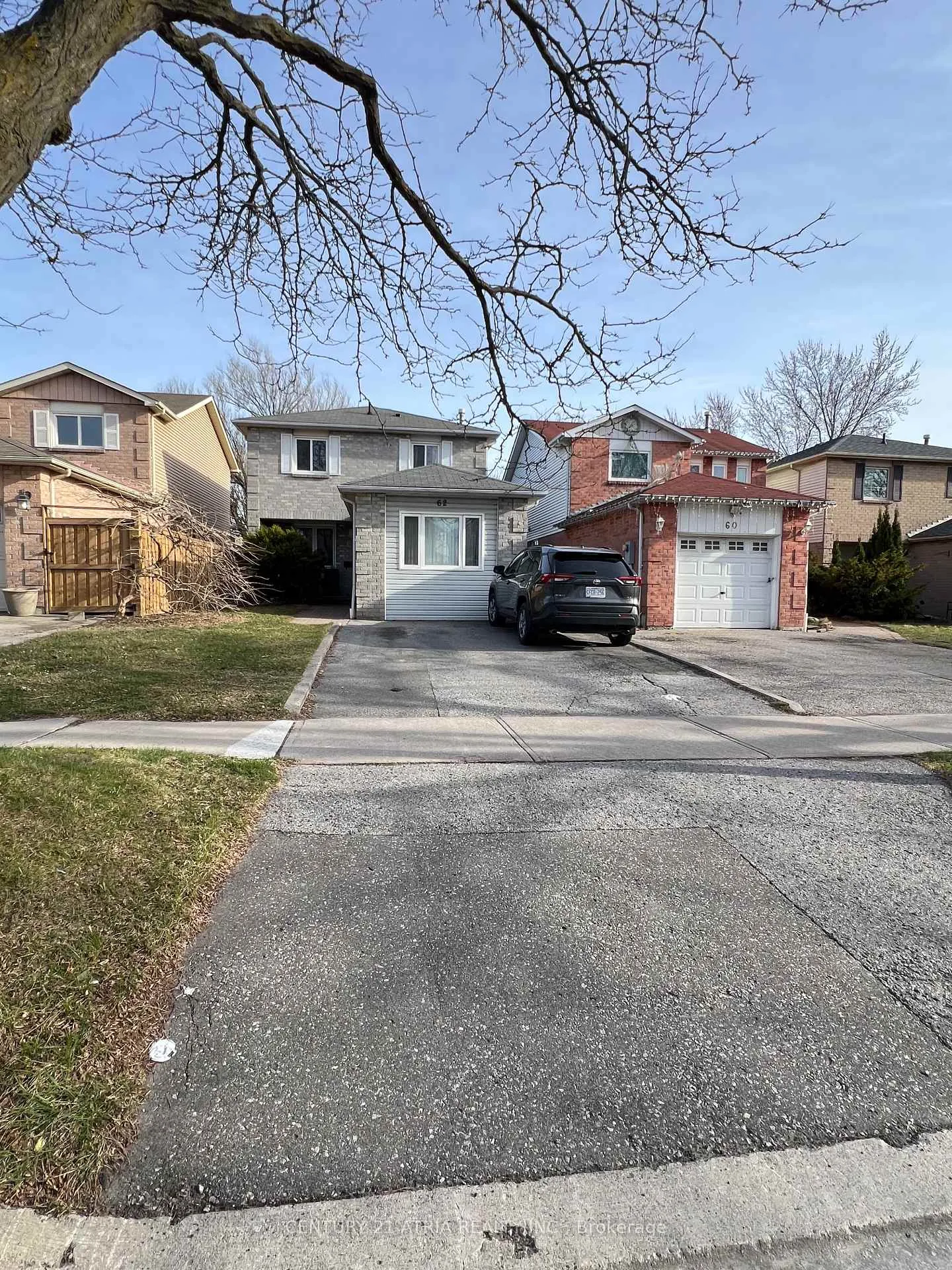 Photo 2 of 62 Field Crescent, Ajax, Central East — HOMEH