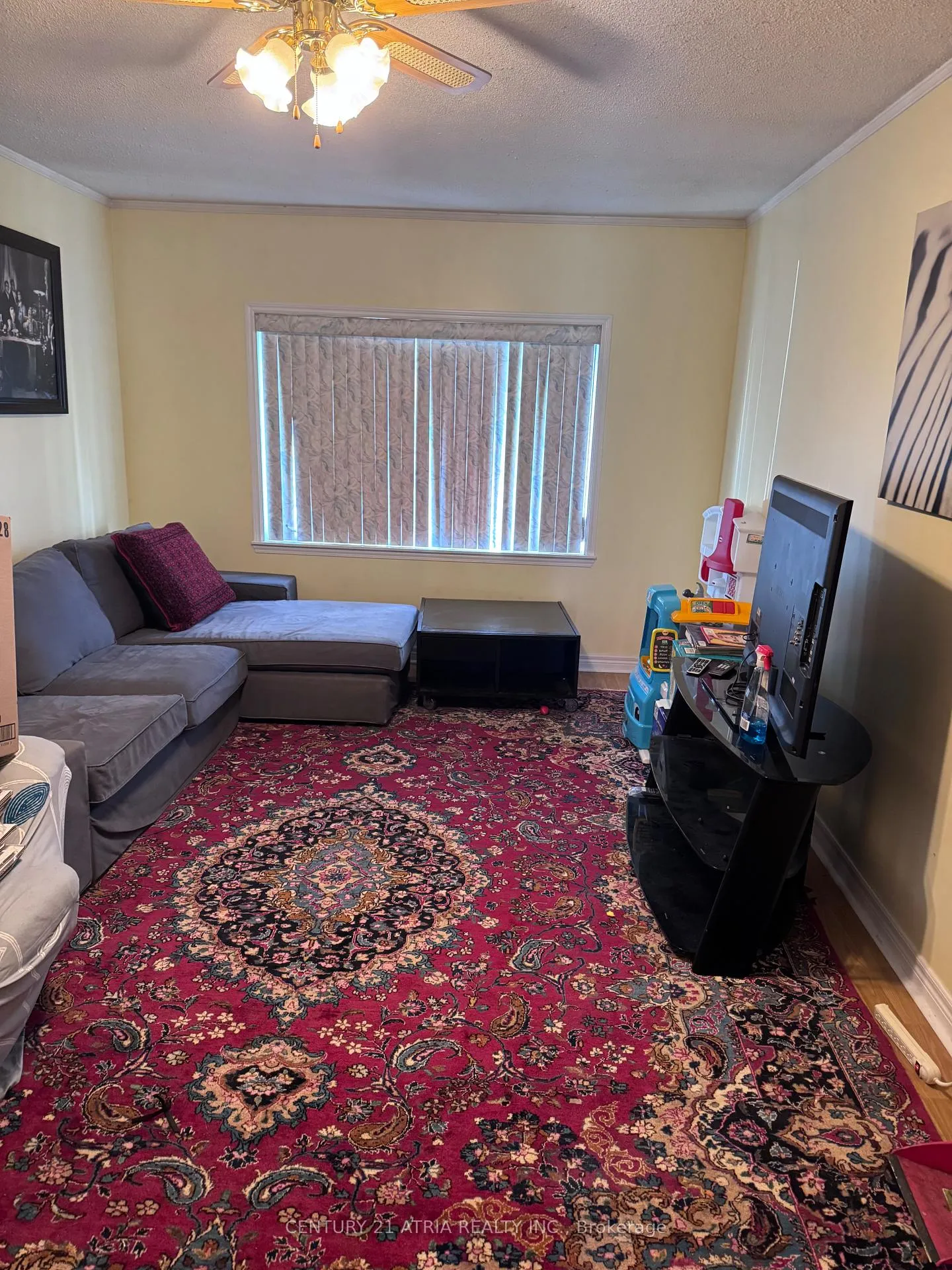 Photo 8 of 62 Field Crescent, Ajax, Central East — HOMEH