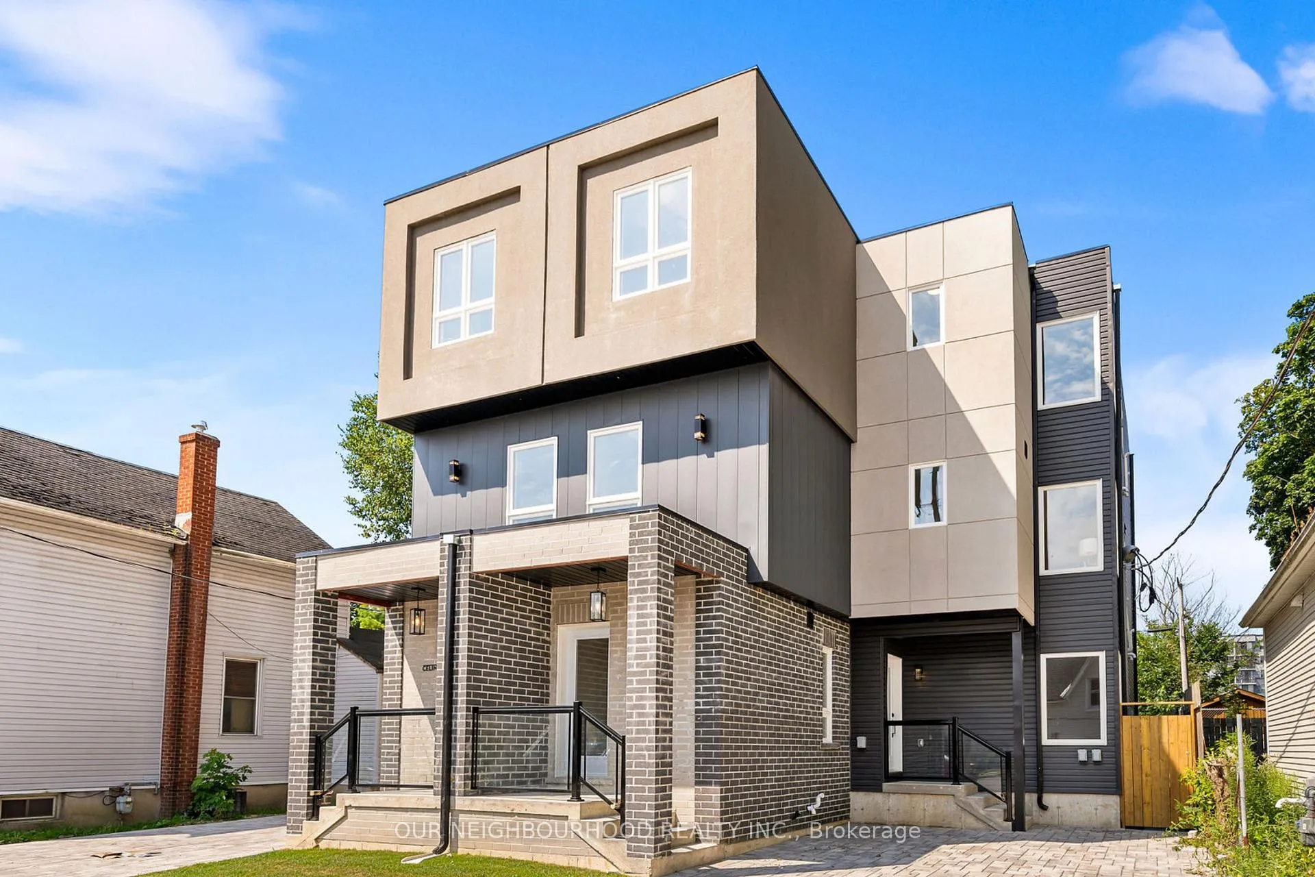 Photo 2 of Unit Unit B, 146 Celina Street, Oshawa, Central — HOMEH
