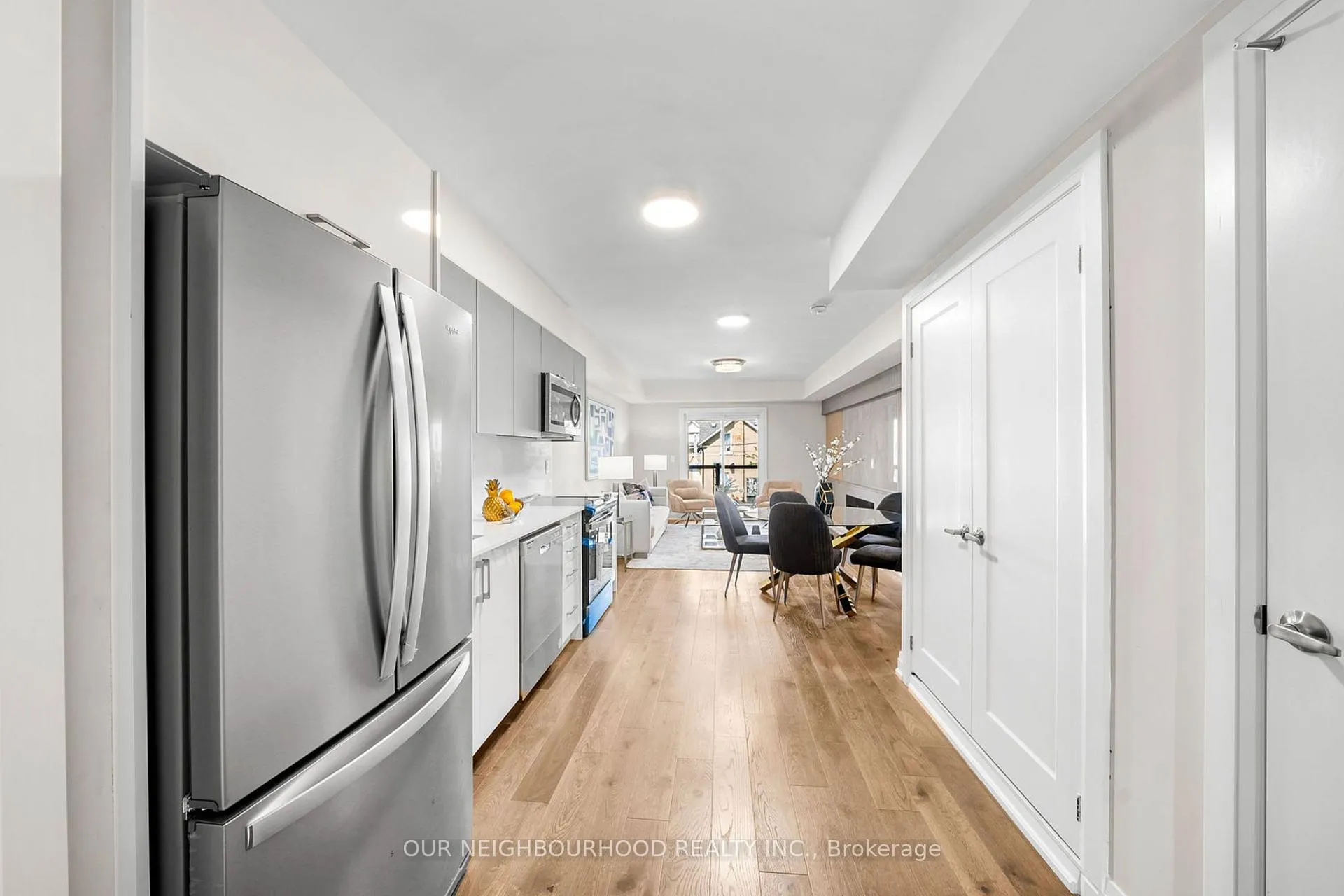 Photo 4 of Unit Unit B, 146 Celina Street, Oshawa, Central — HOMEH