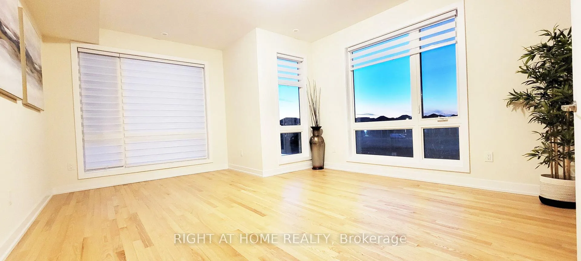 Photo 18 of 121 Stauffer Crescent, Markham, Cornell — HOMEH
