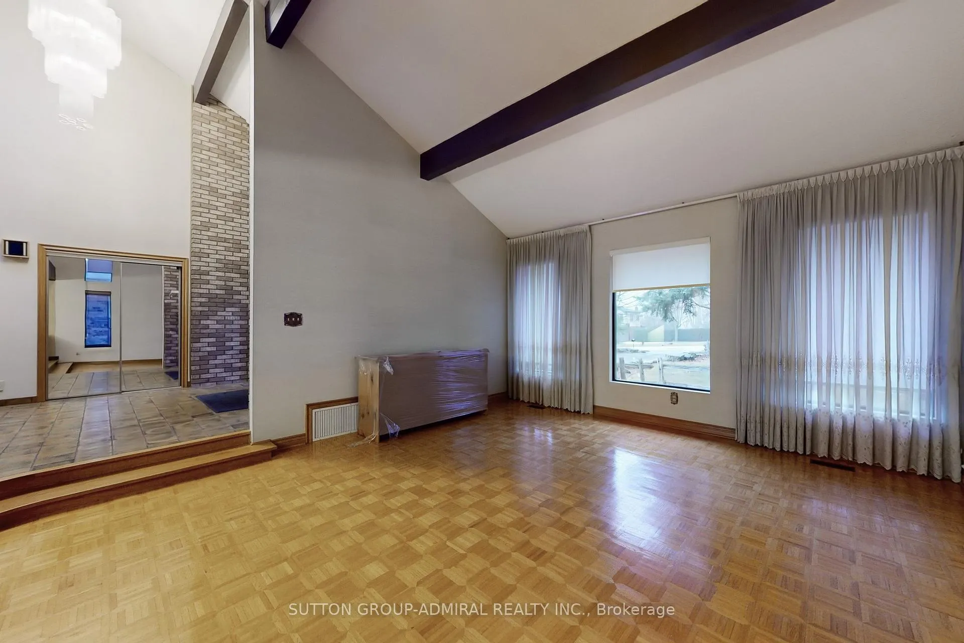 Photo 4 of 3960 19th Avenue, Markham, Rural Markham — HOMEH