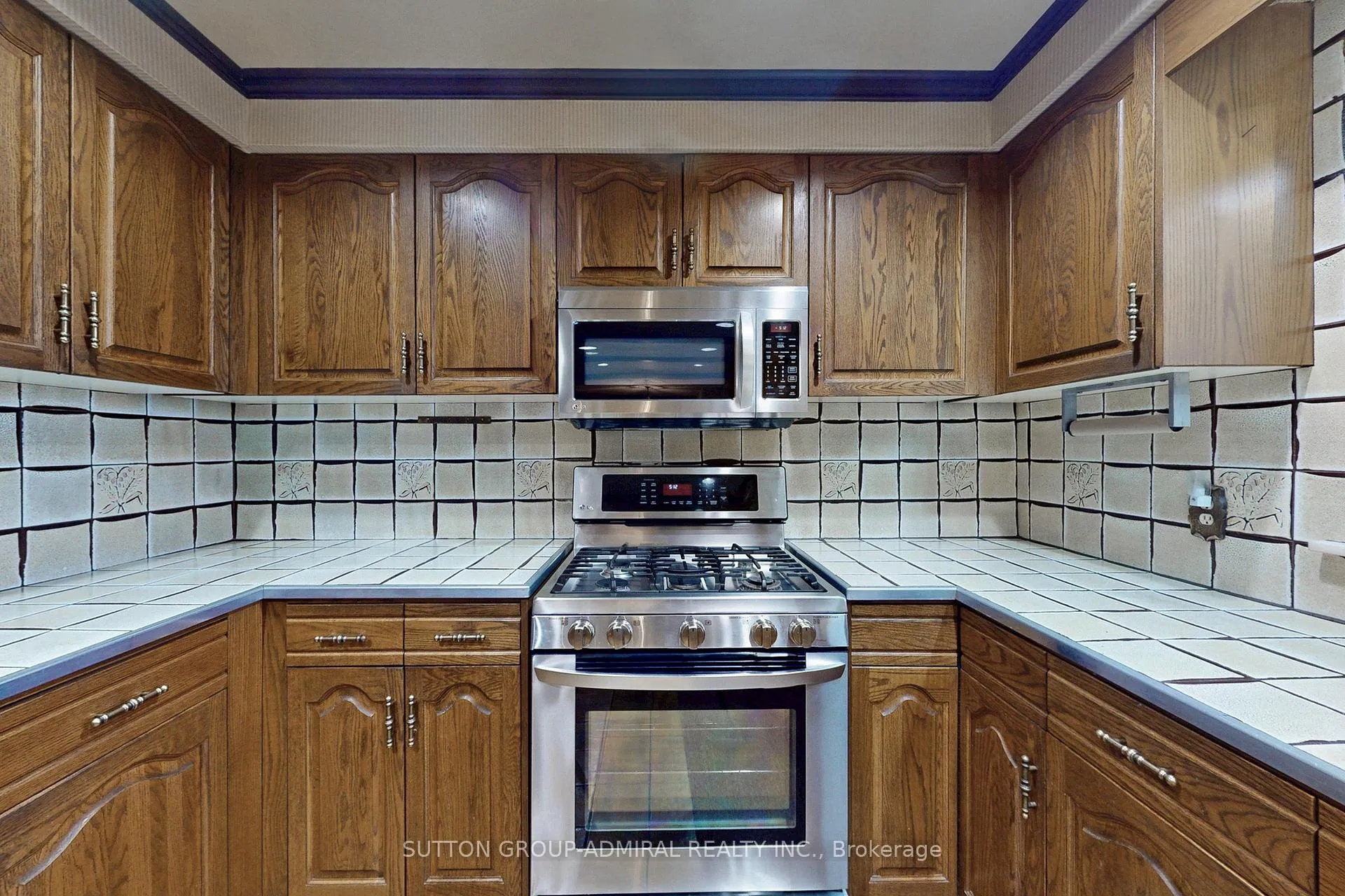 Photo 18 of 3960 19th Avenue, Markham, Rural Markham — HOMEH