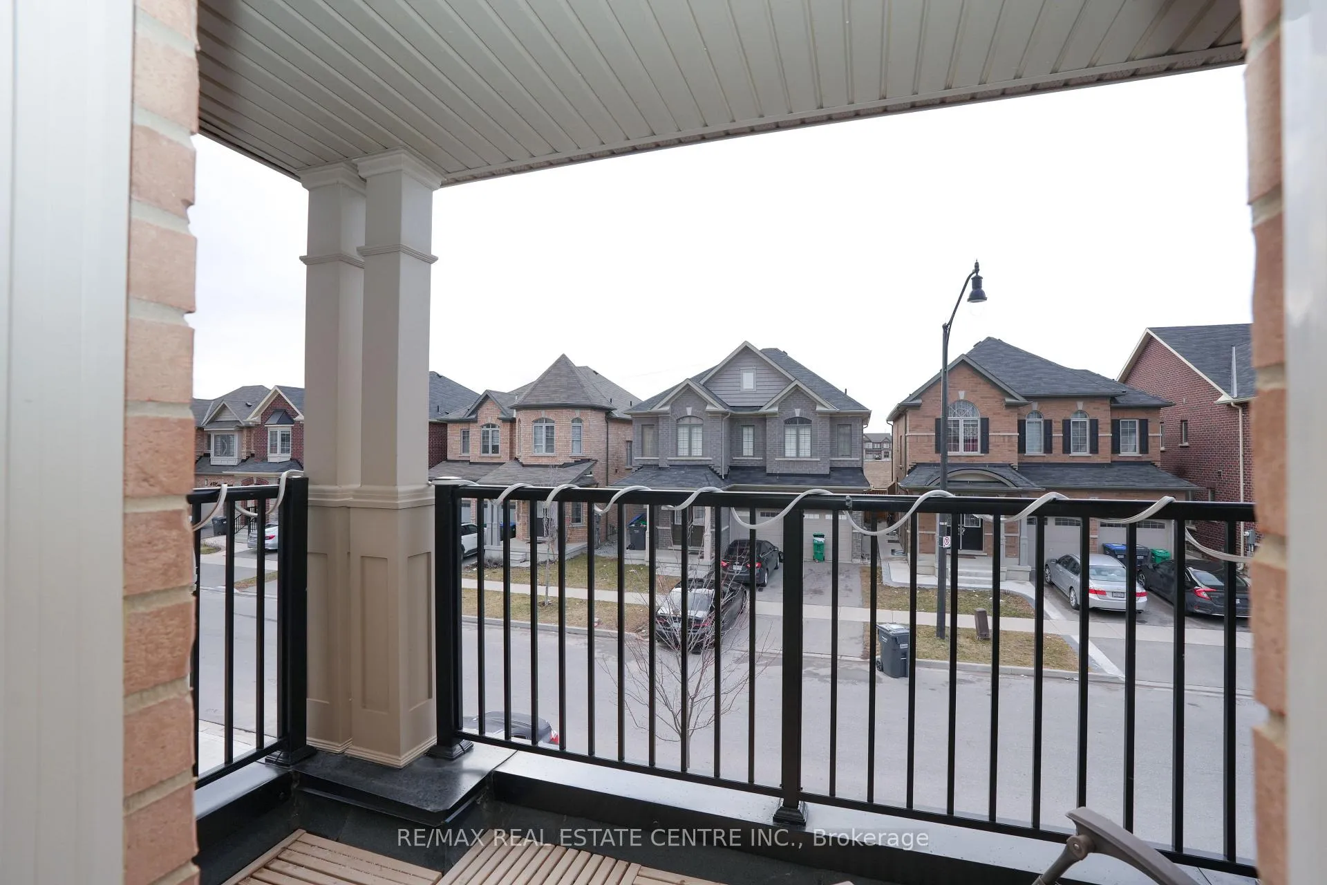 Photo 28 of 11 oconnor Crescent, Brampton, Northwest Brampton — HOMEH