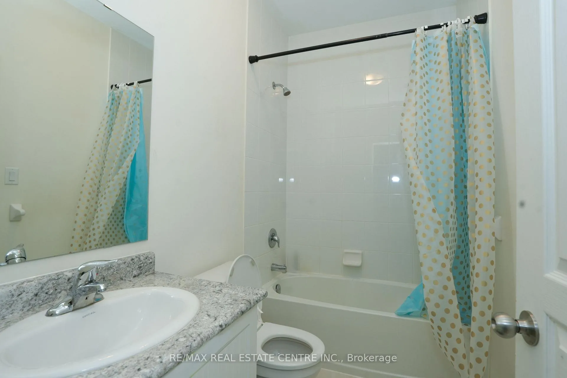 Photo 29 of 11 oconnor Crescent, Brampton, Northwest Brampton — HOMEH