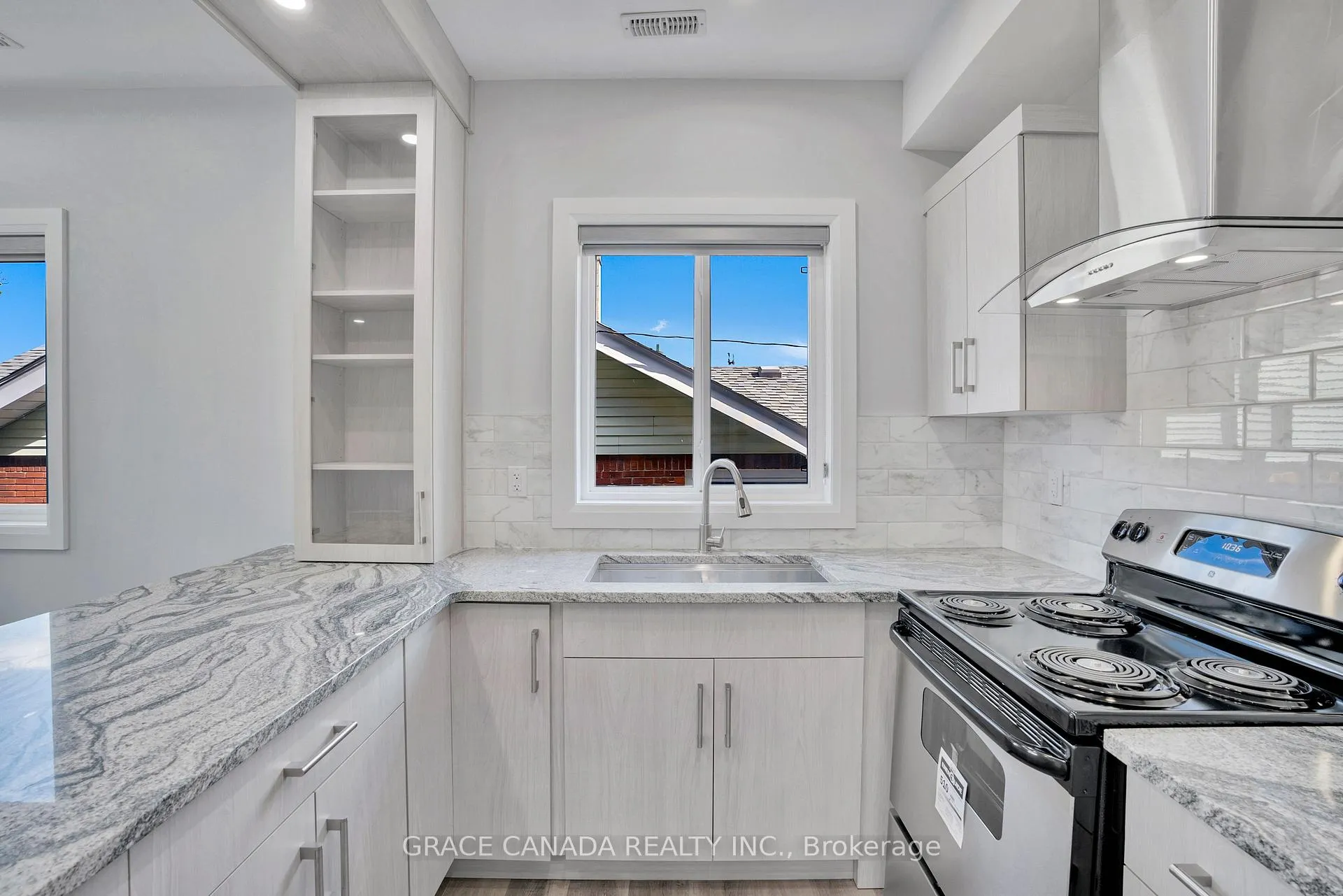 Photo 8 of Unit B, 1044 Howard Avenue, Windsor — HOMEH
