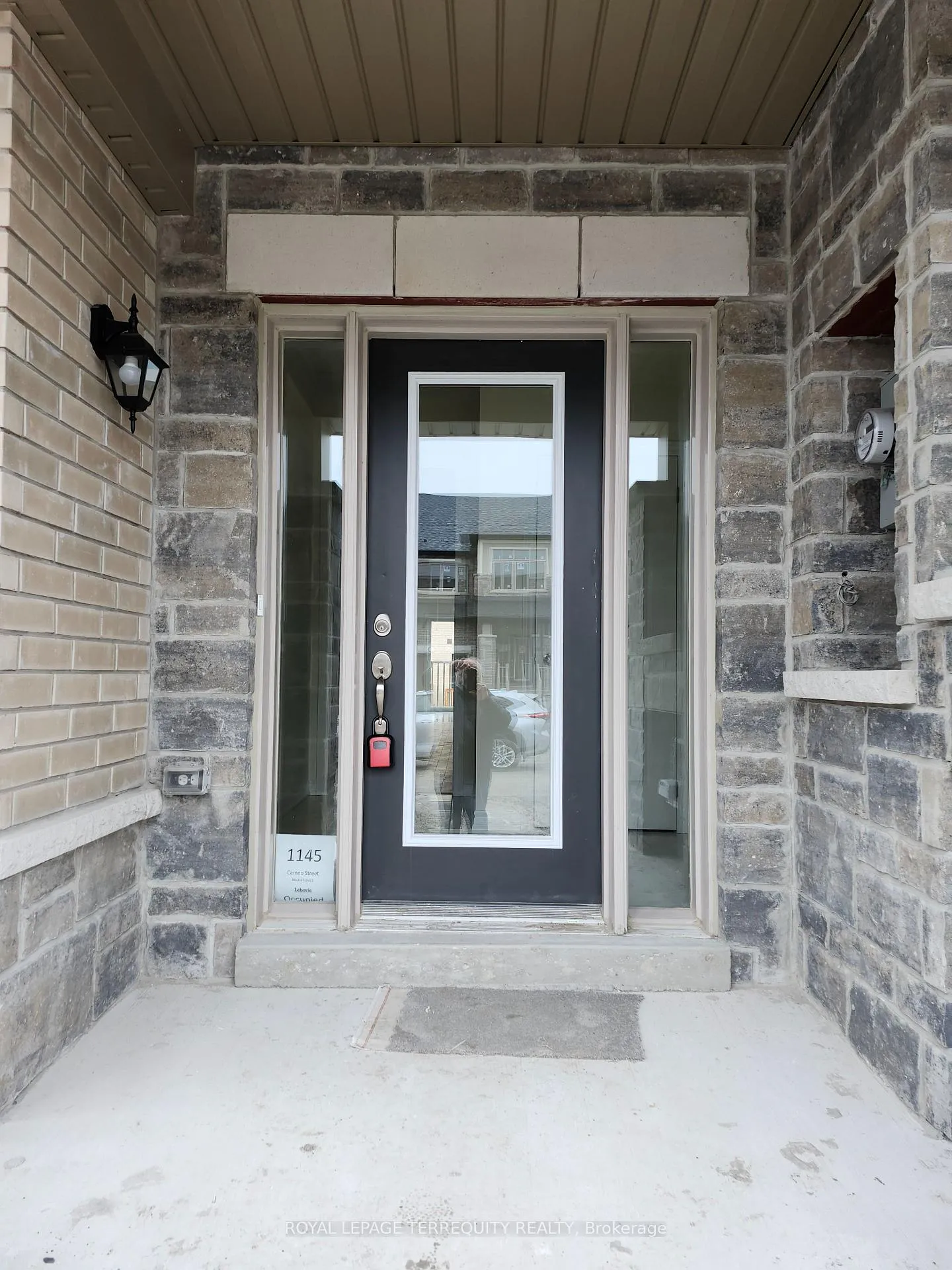 Photo 2 of 1145 Cameo Street, Pickering, Rural Pickering — HOMEH