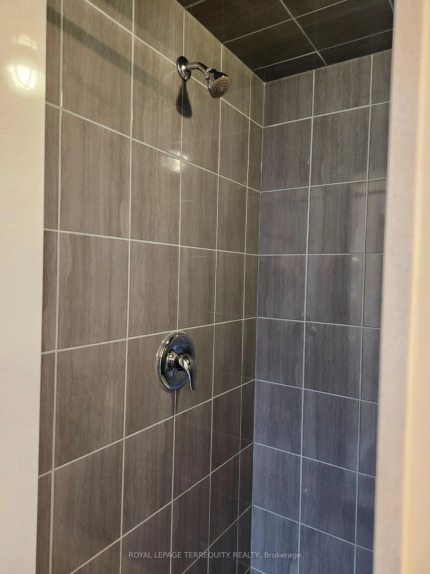 Photo 12 of 1145 Cameo Street, Pickering, Rural Pickering — HOMEH