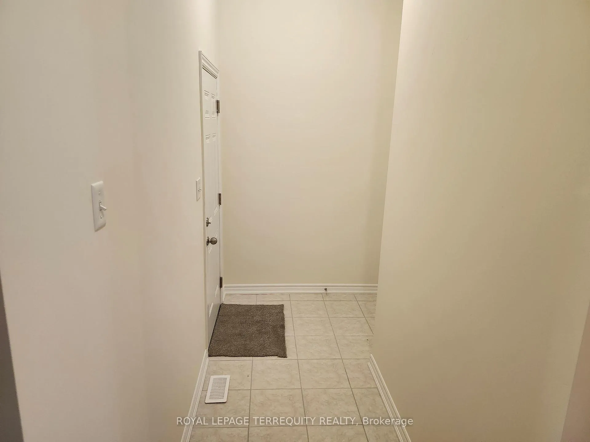 Photo 16 of 1145 Cameo Street, Pickering, Rural Pickering — HOMEH