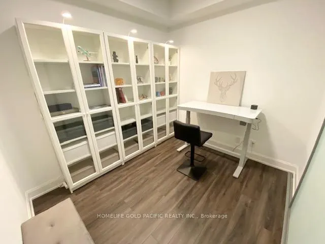 Photo 14 of Unit 802, 18 Water Walk Drive, Markham, Unionville — HOMEH