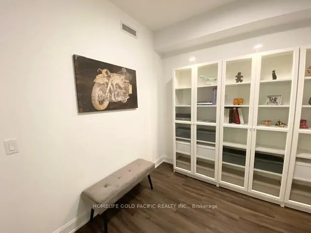 Photo 15 of Unit 802, 18 Water Walk Drive, Markham, Unionville — HOMEH