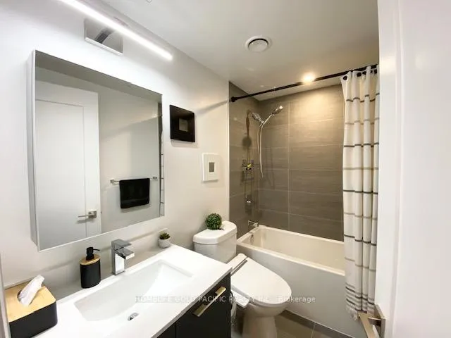 Photo 16 of Unit 802, 18 Water Walk Drive, Markham, Unionville — HOMEH