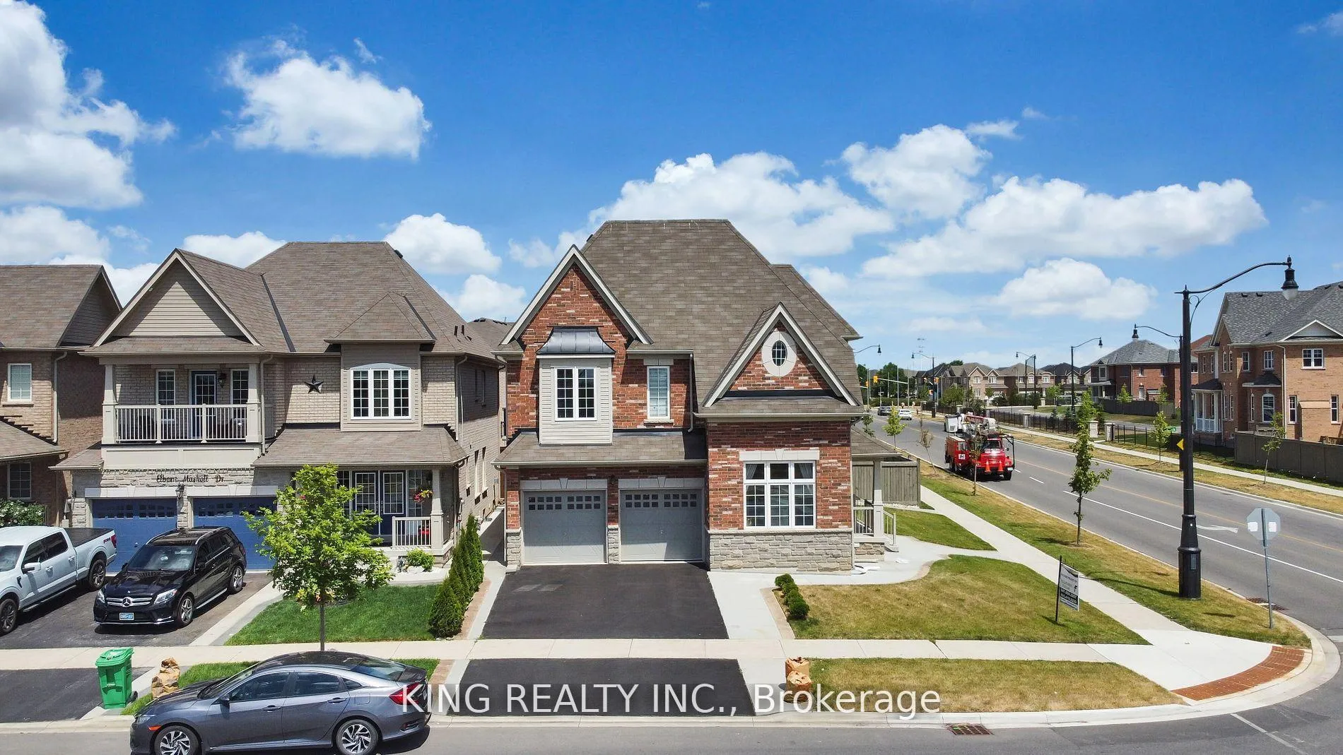Photo 1 of Unit (Upper), 283 Elbern Markell Drive, Brampton, Credit Valley — HOMEH