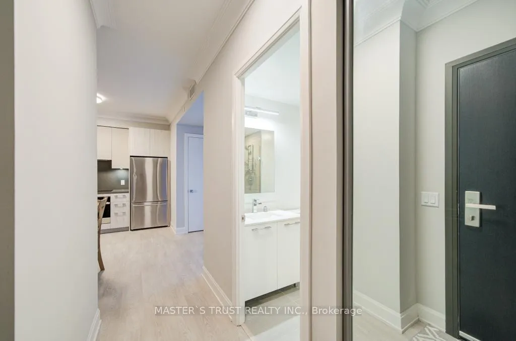 Photo 10 of Unit 209, 18 Water Walk Drive, Markham, Unionville — HOMEH