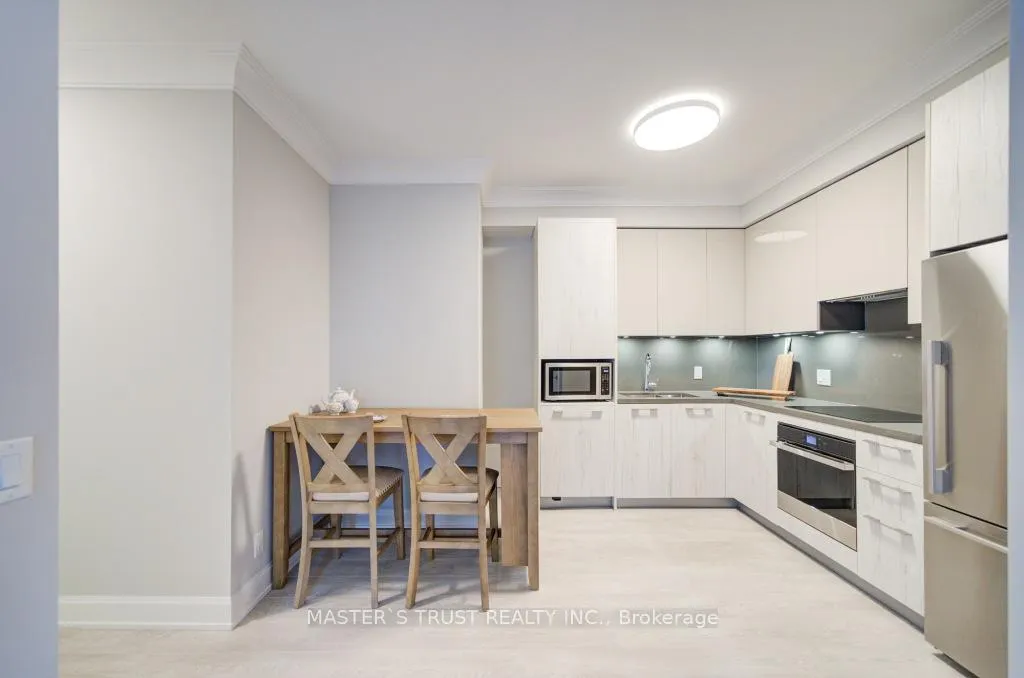 Photo 14 of Unit 209, 18 Water Walk Drive, Markham, Unionville — HOMEH