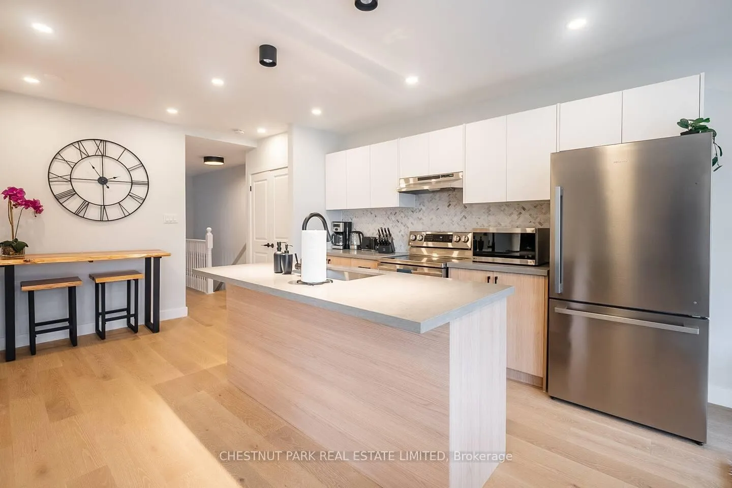 Photo 14 of 123B Ferrier Avenue, Toronto, Playter Estates-Danforth — HOMEH