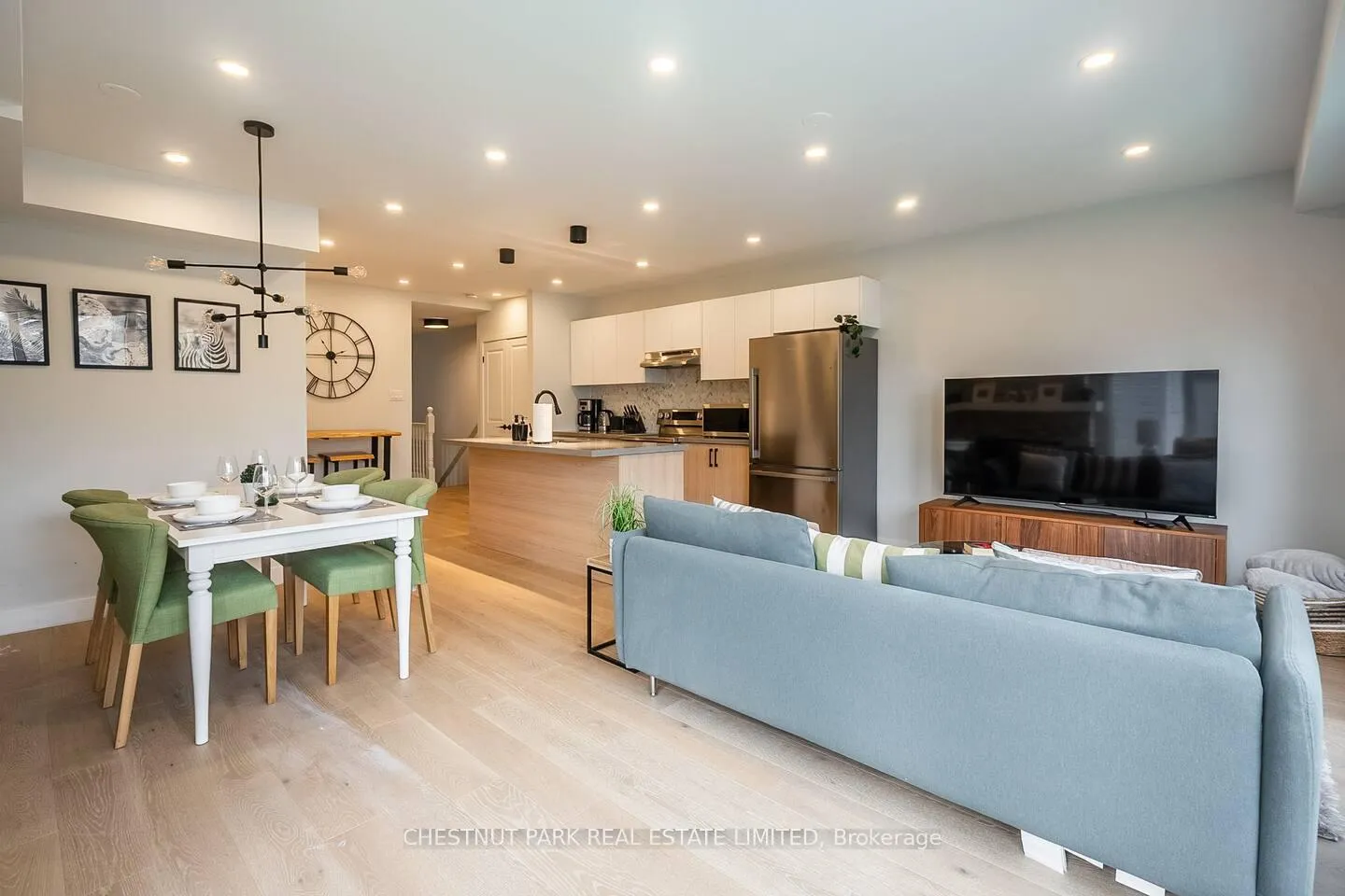 Photo 15 of 123B Ferrier Avenue, Toronto, Playter Estates-Danforth — HOMEH