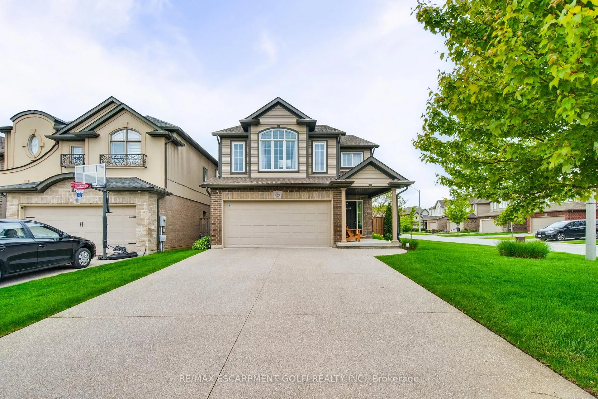 Photo 1 of 6479 Armelina Crescent, Niagara Falls, Forestview — HOMEH