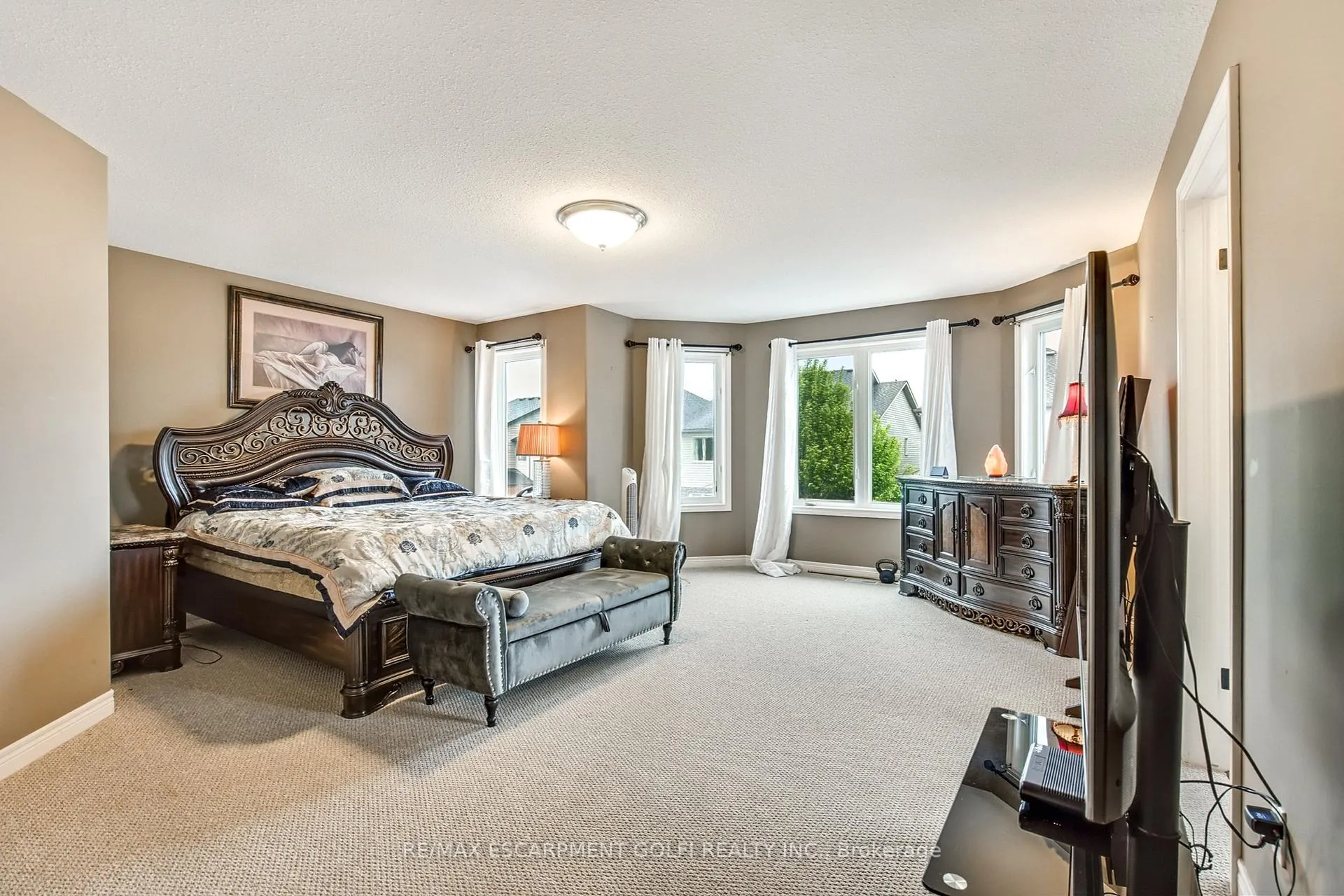 Photo 16 of 6479 Armelina Crescent, Niagara Falls, Forestview — HOMEH