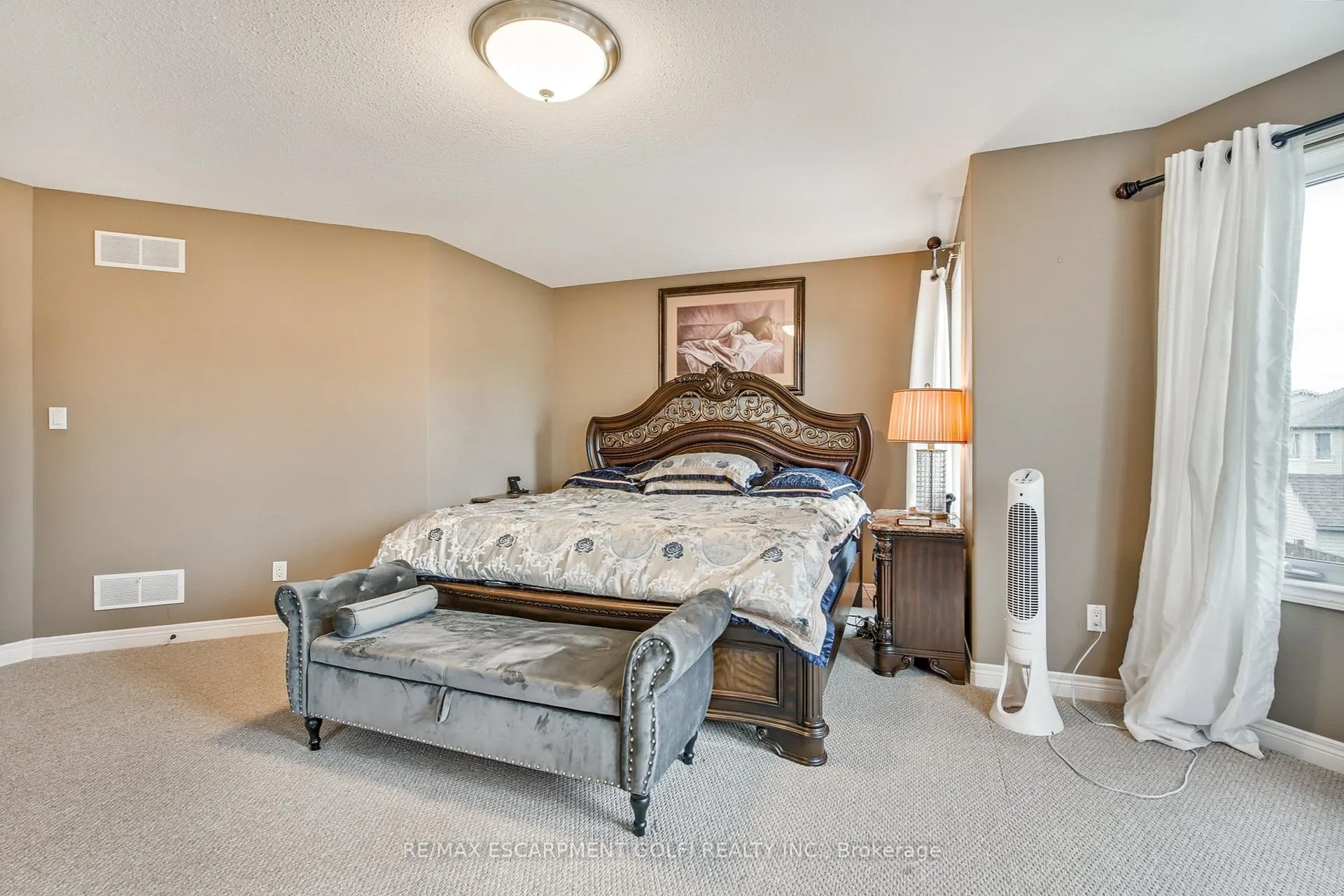 Photo 17 of 6479 Armelina Crescent, Niagara Falls, Forestview — HOMEH