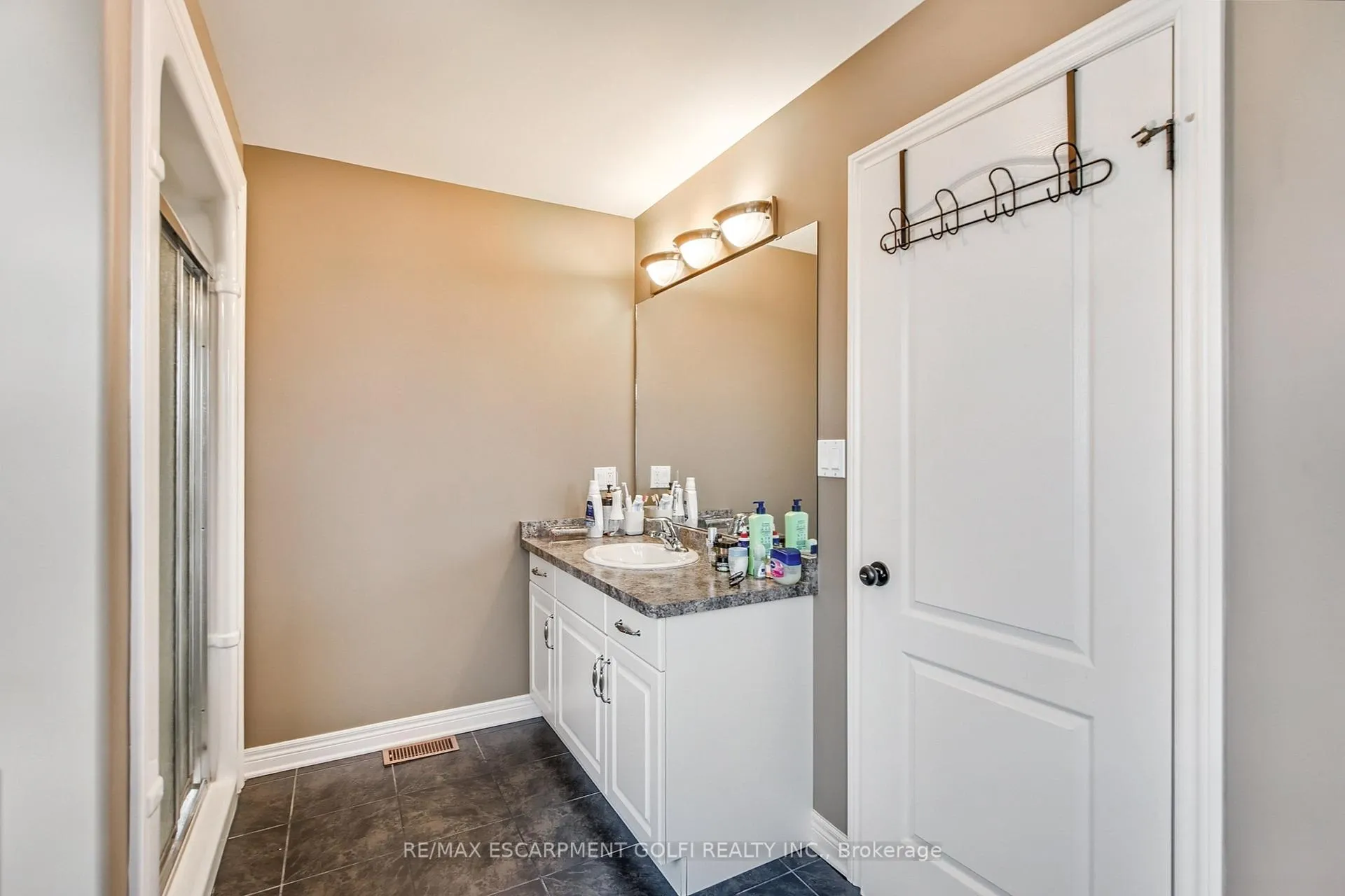 Photo 19 of 6479 Armelina Crescent, Niagara Falls, Forestview — HOMEH