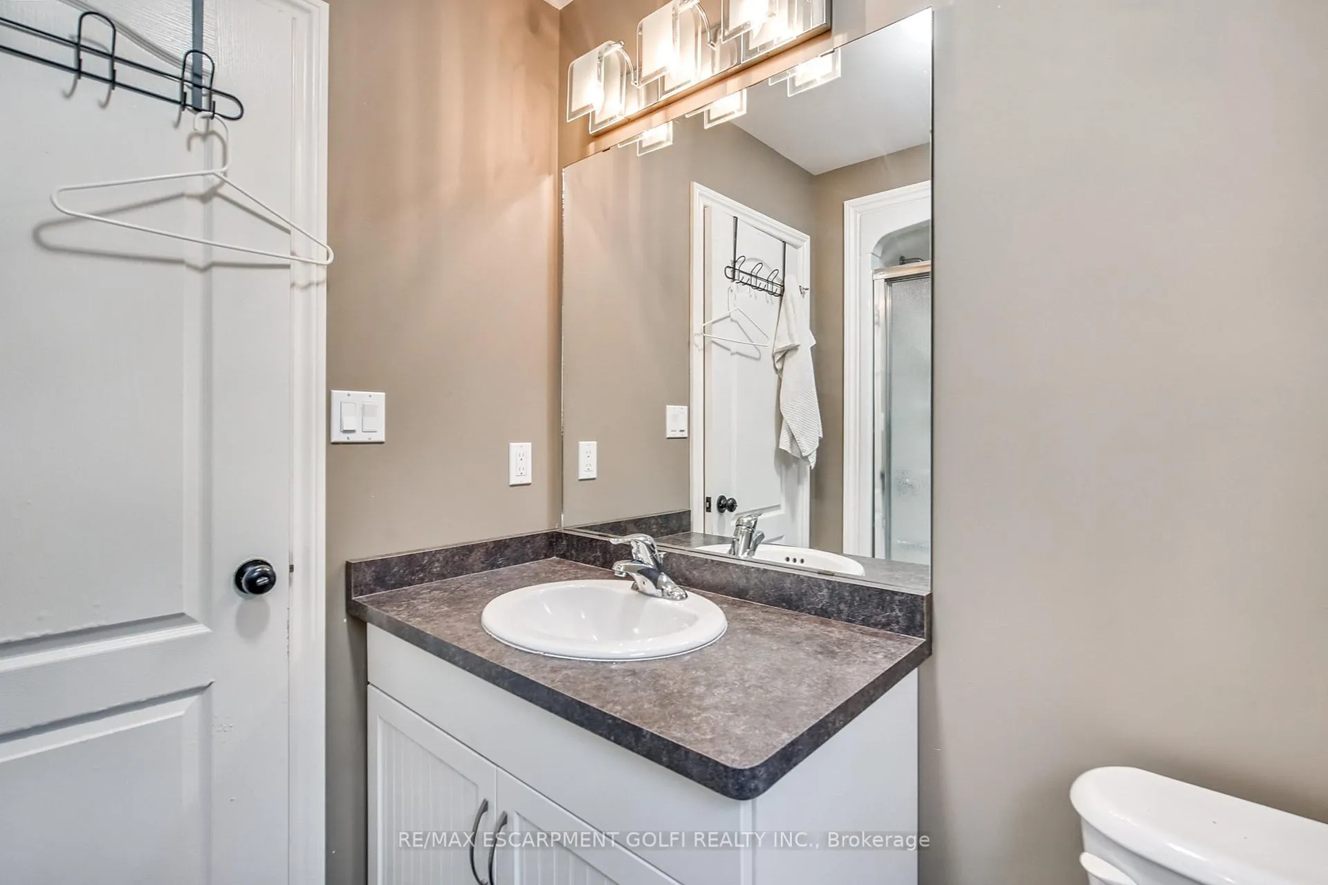 Photo 22 of 6479 Armelina Crescent, Niagara Falls, Forestview — HOMEH