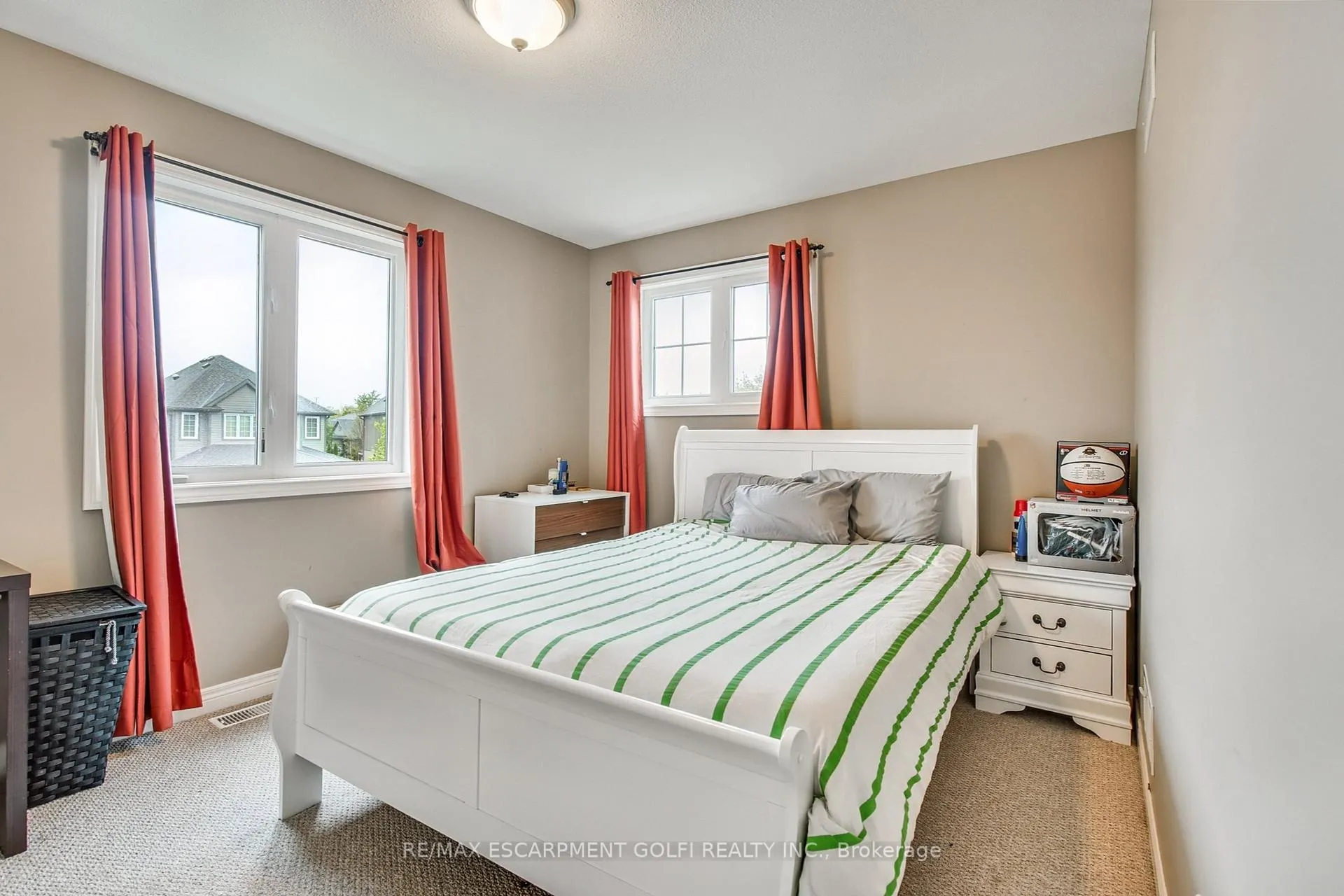 Photo 25 of 6479 Armelina Crescent, Niagara Falls, Forestview — HOMEH