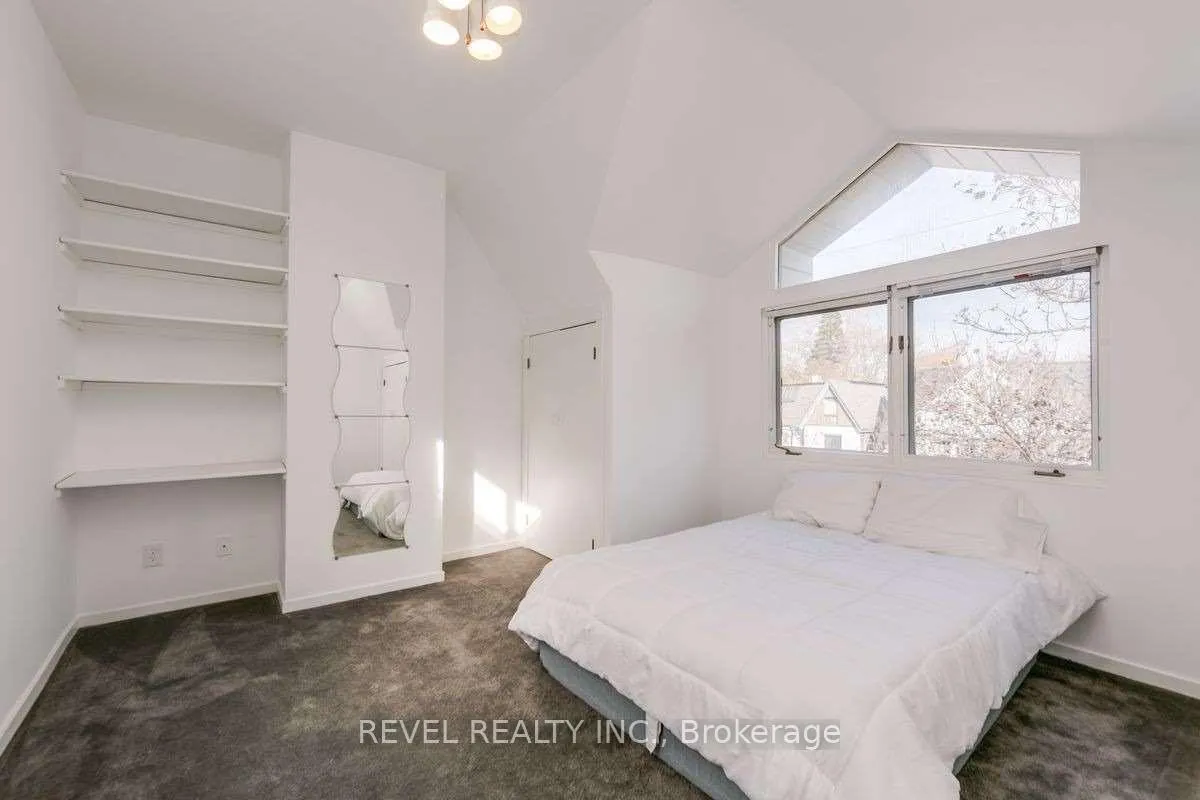 Photo 8 of 758 Euclid Avenue, Toronto, The Annex — HOMEH