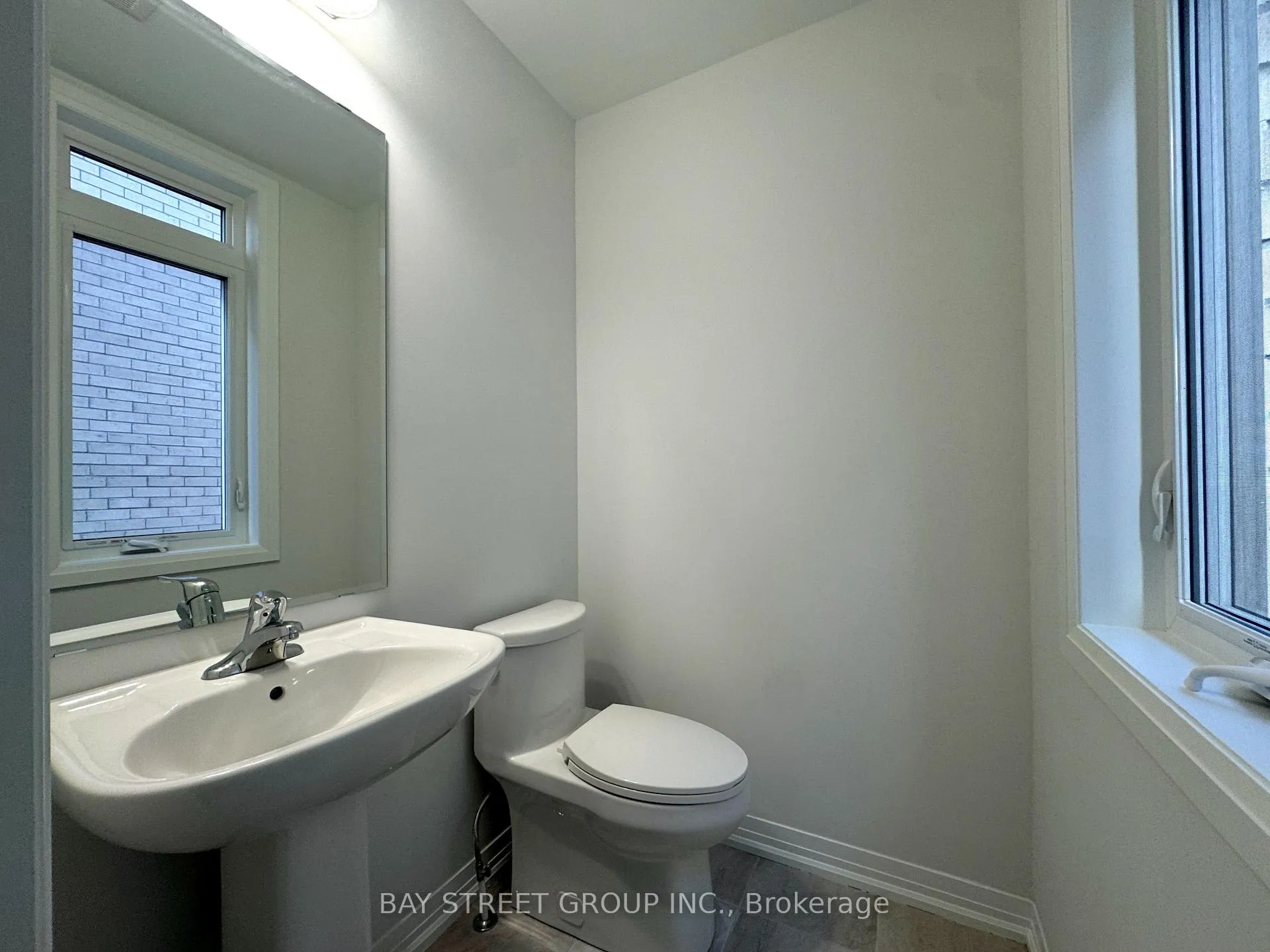 Photo 6 of 1036 Valhalla Terrace, Pickering, Rural Pickering — HOMEH