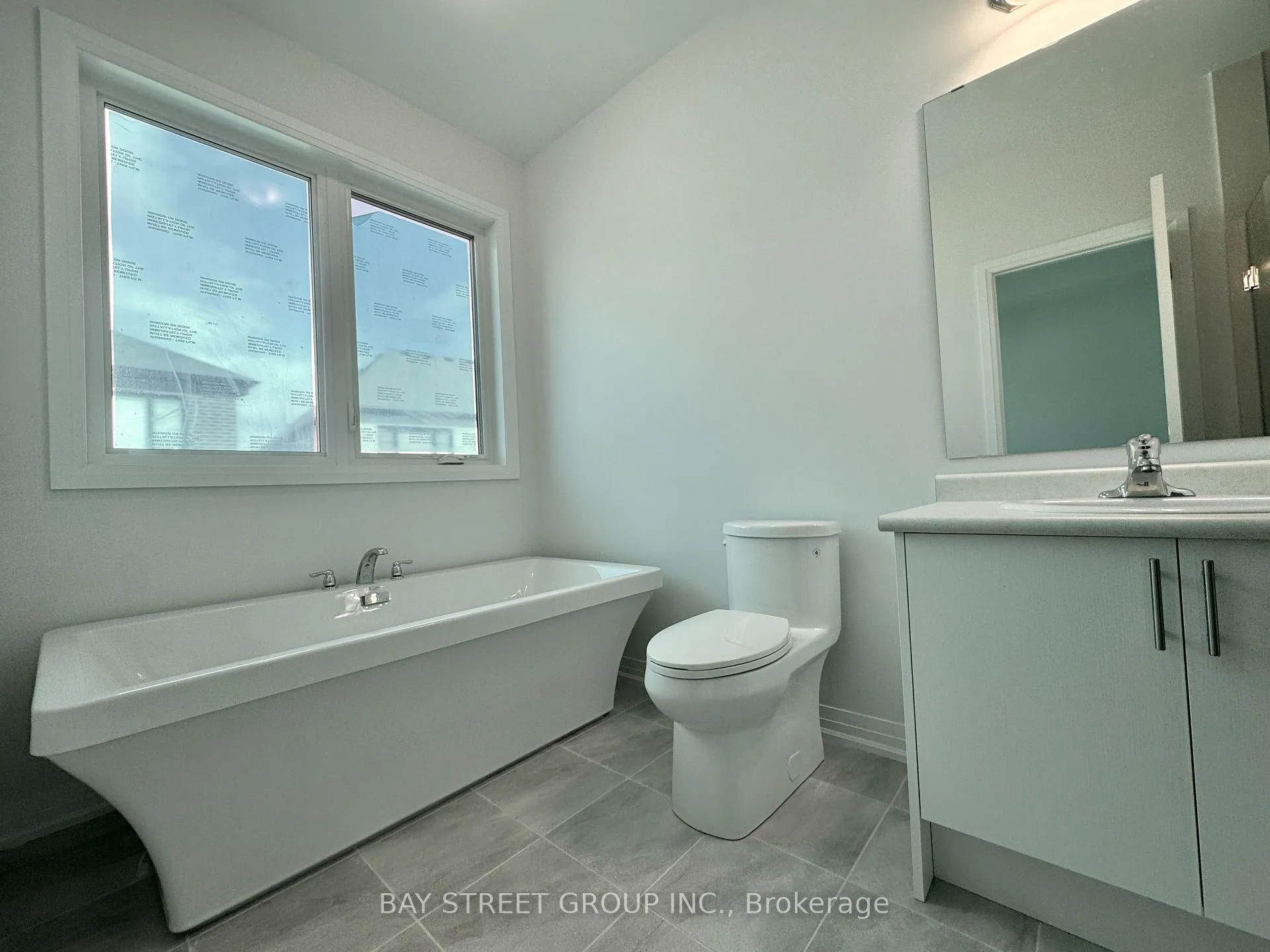 Photo 12 of 1036 Valhalla Terrace, Pickering, Rural Pickering — HOMEH
