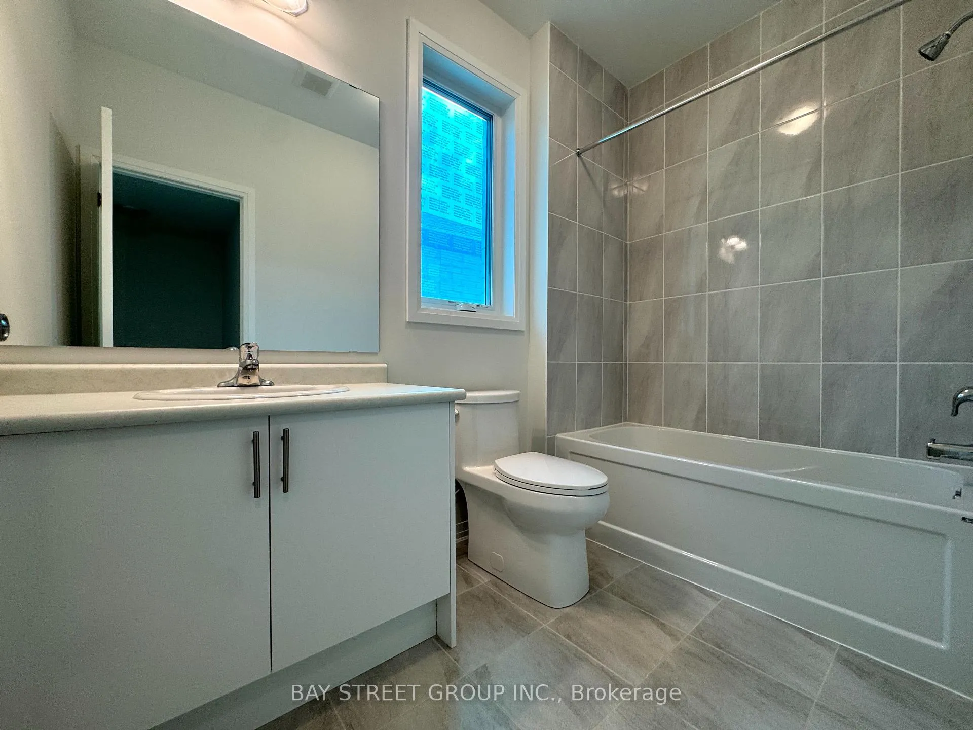 Photo 19 of 1036 Valhalla Terrace, Pickering, Rural Pickering — HOMEH