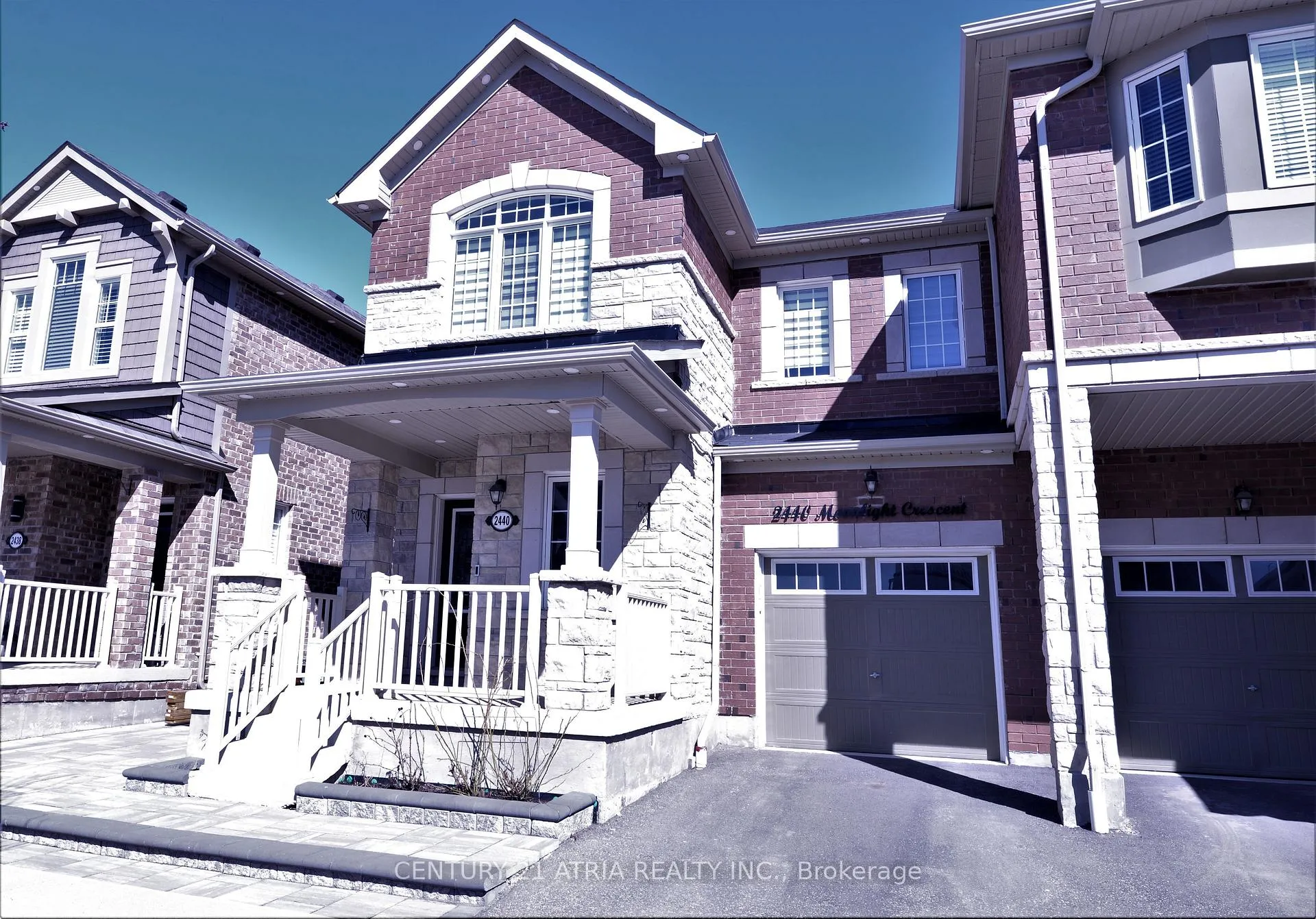 Photo 1 of 2440 Moonlight Crescent, Pickering, Rural Pickering — HOMEH