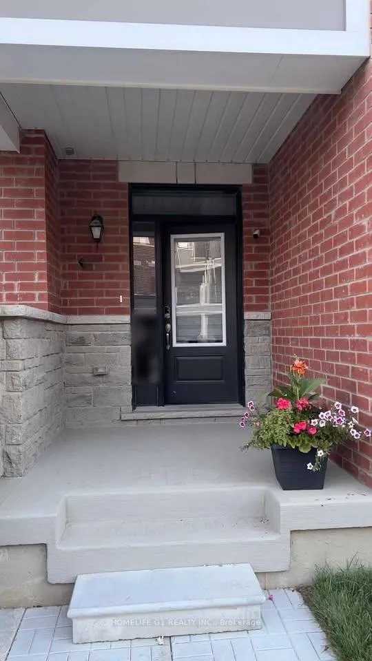 Photo 2 of 74 Melmar Street, Brampton, Northwest Brampton — HOMEH