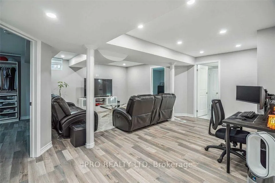 Photo 6 of Unit Lower, 1 Wellpark Way, Brampton, Bram East — HOMEH