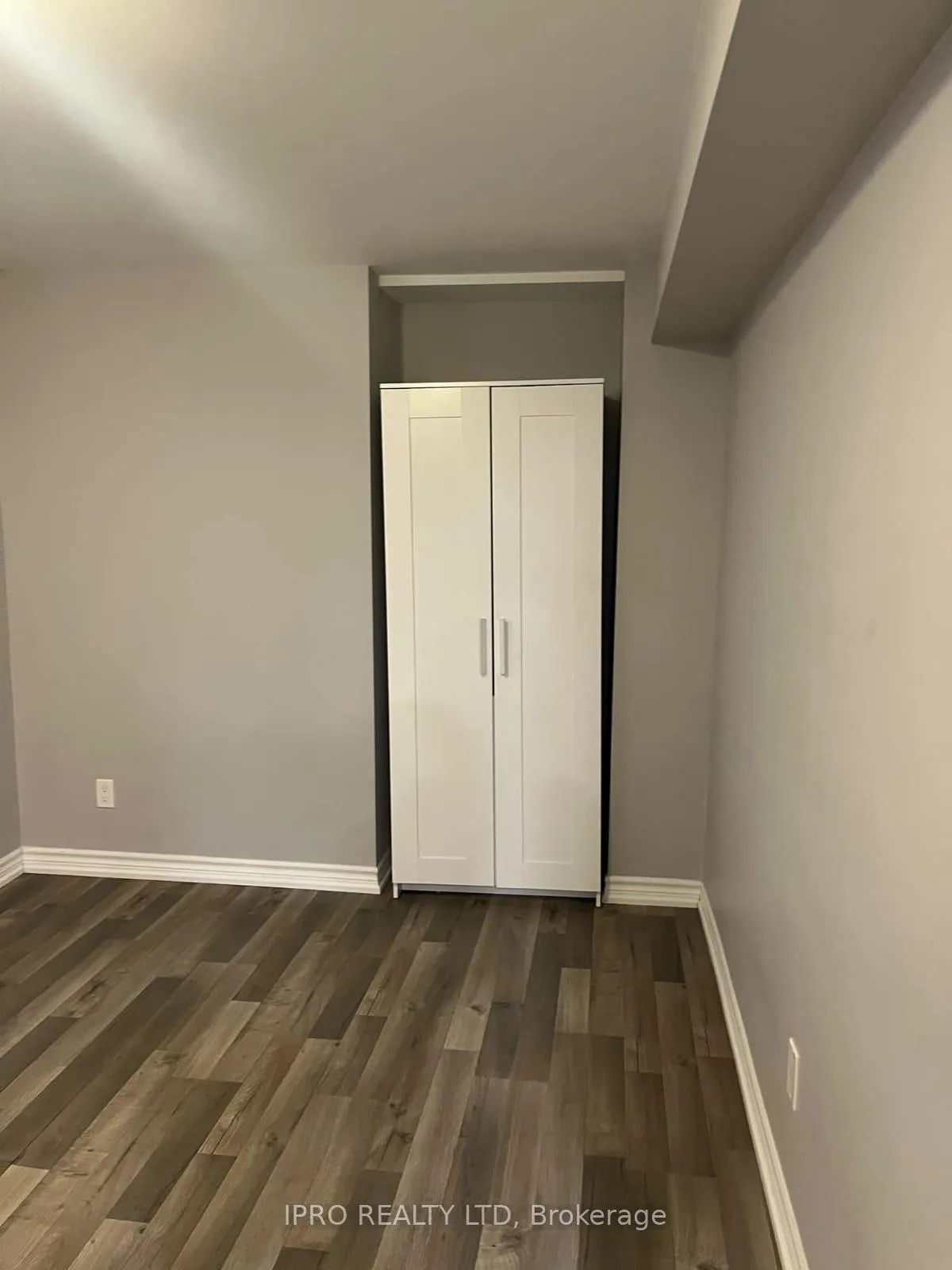 Photo 8 of Unit Lower, 1 Wellpark Way, Brampton, Bram East — HOMEH