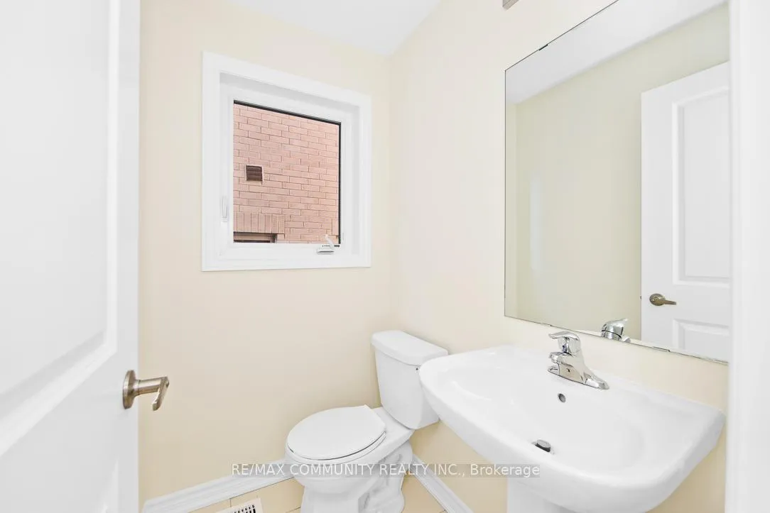 Photo 12 of 2546 Hibiscus Drive, Pickering, Rural Pickering — HOMEH