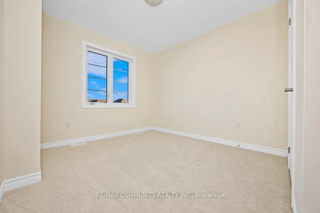 Photo 16 of 2546 Hibiscus Drive, Pickering, Rural Pickering — HOMEH